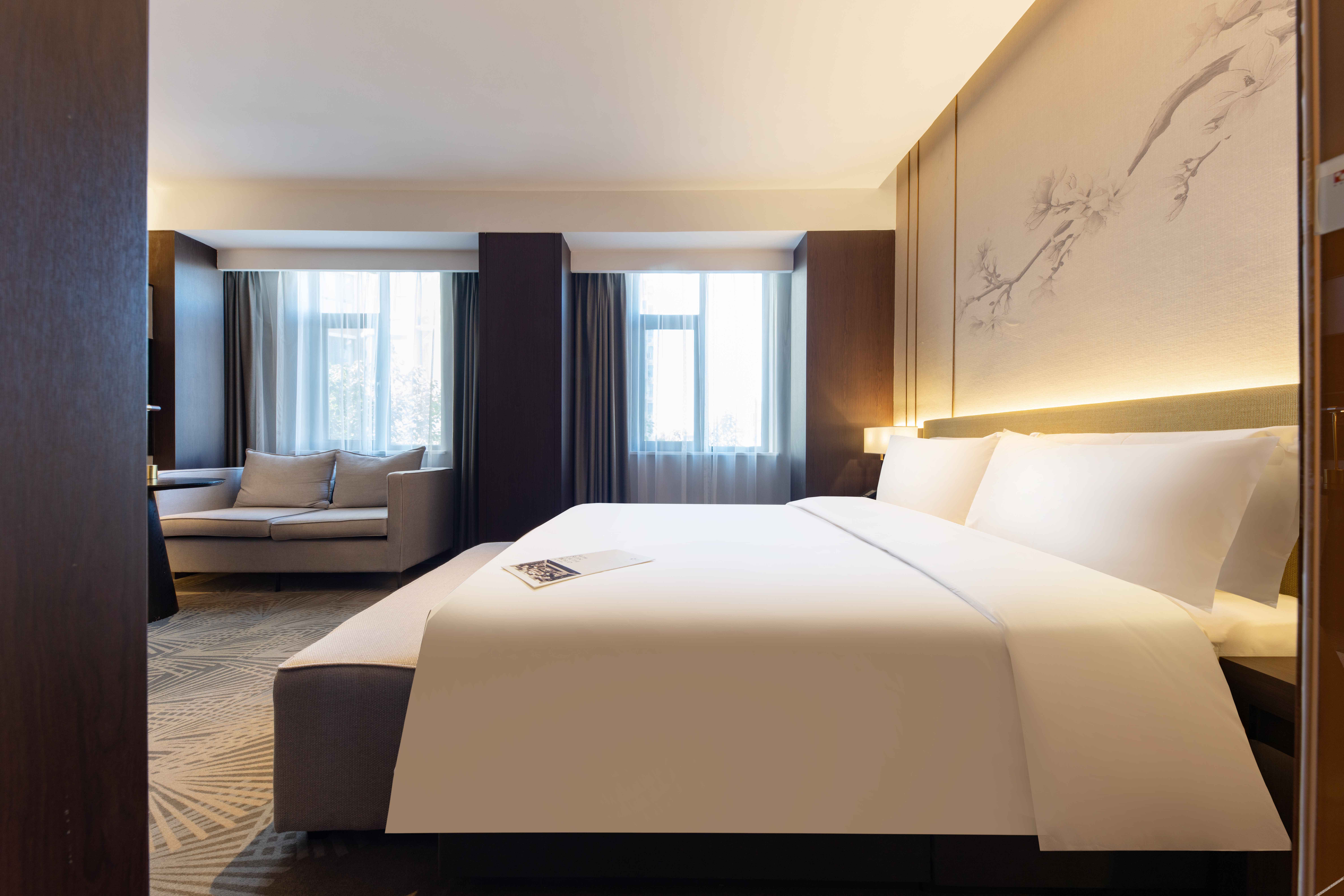 Amun Morandi Hotels 4*