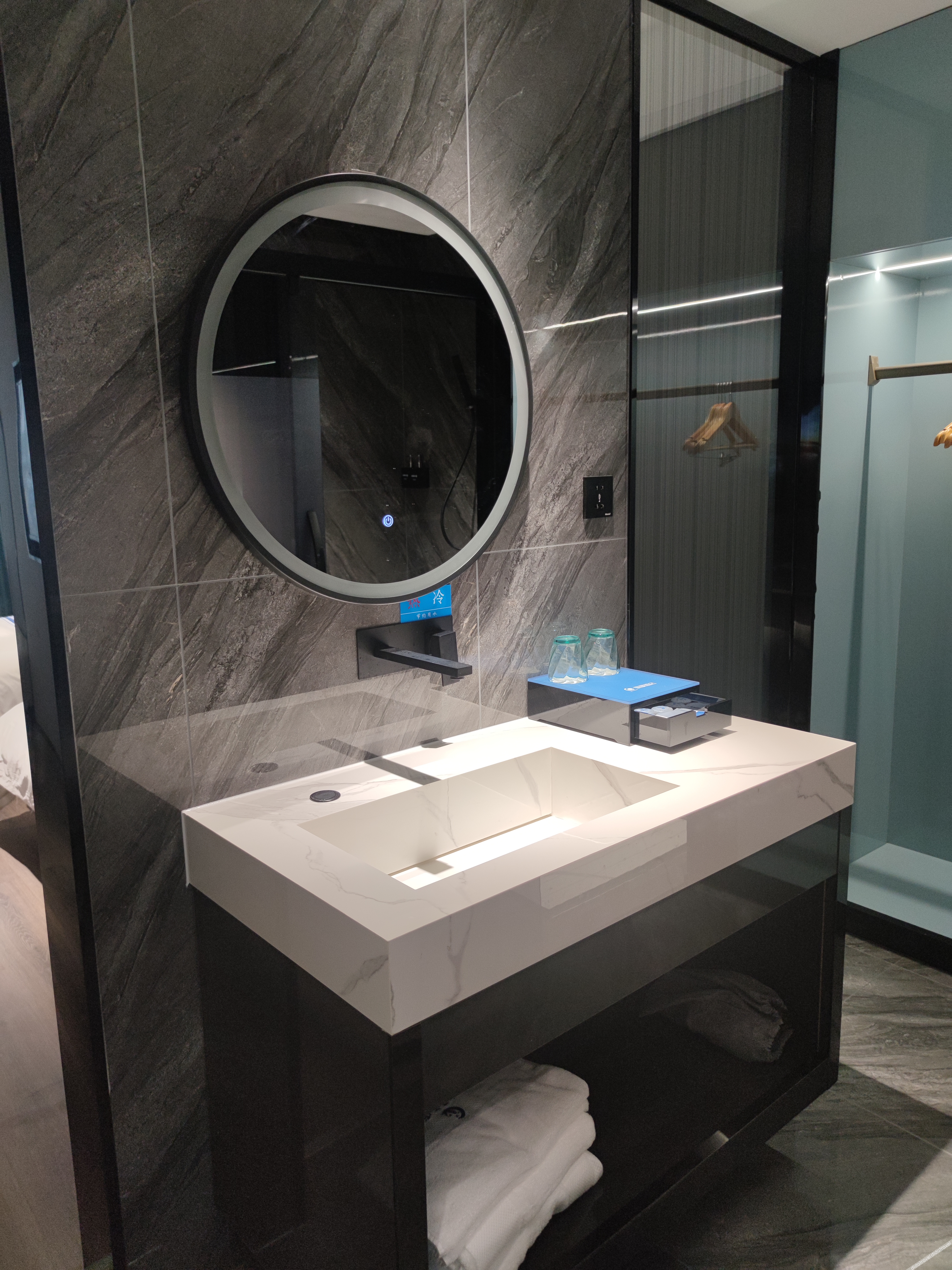Xingman Hotel (Nanning Yudong Subway Station) 2*