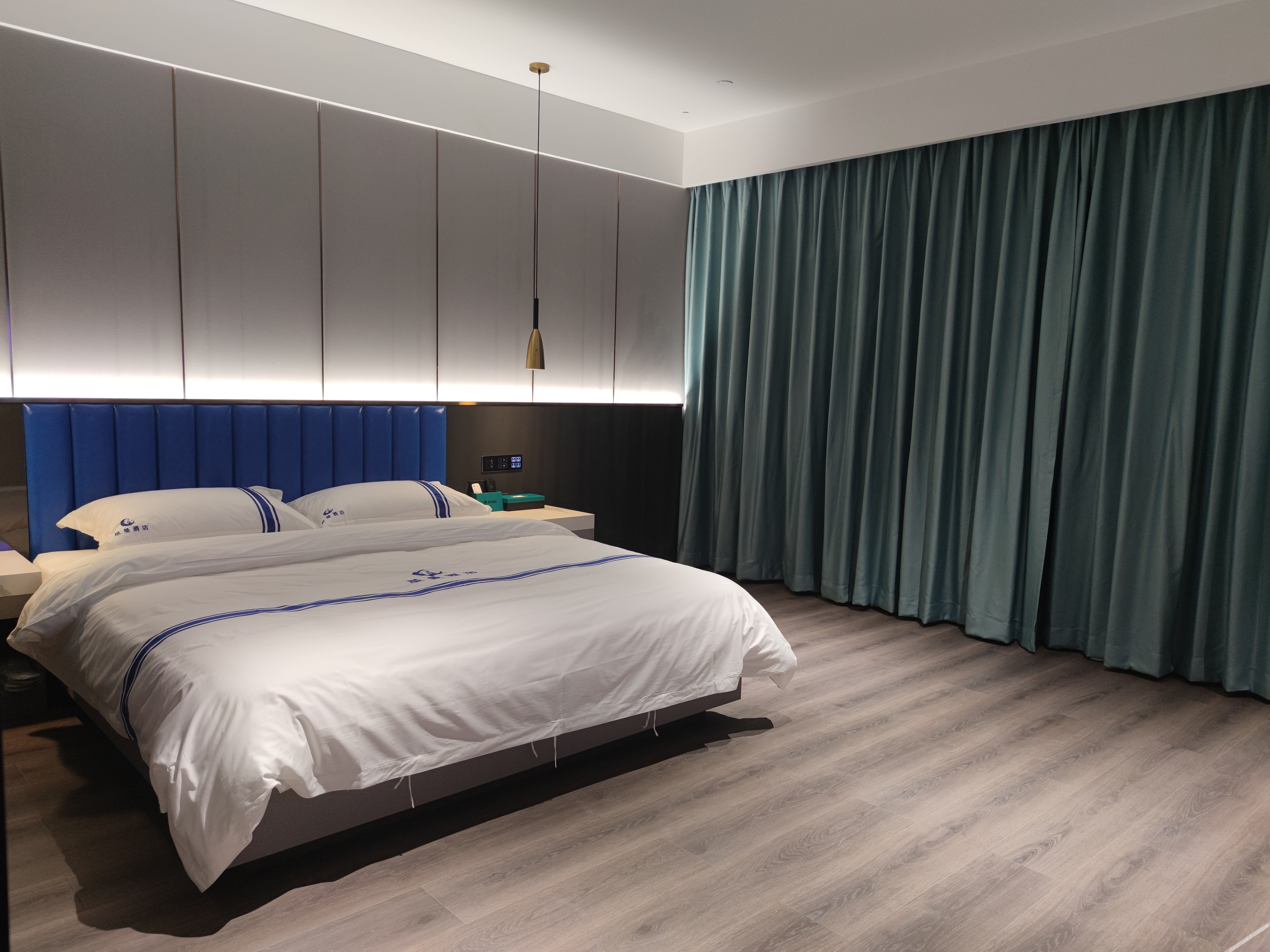 Xingman Hotel (Nanning Yudong Subway Station) 2*