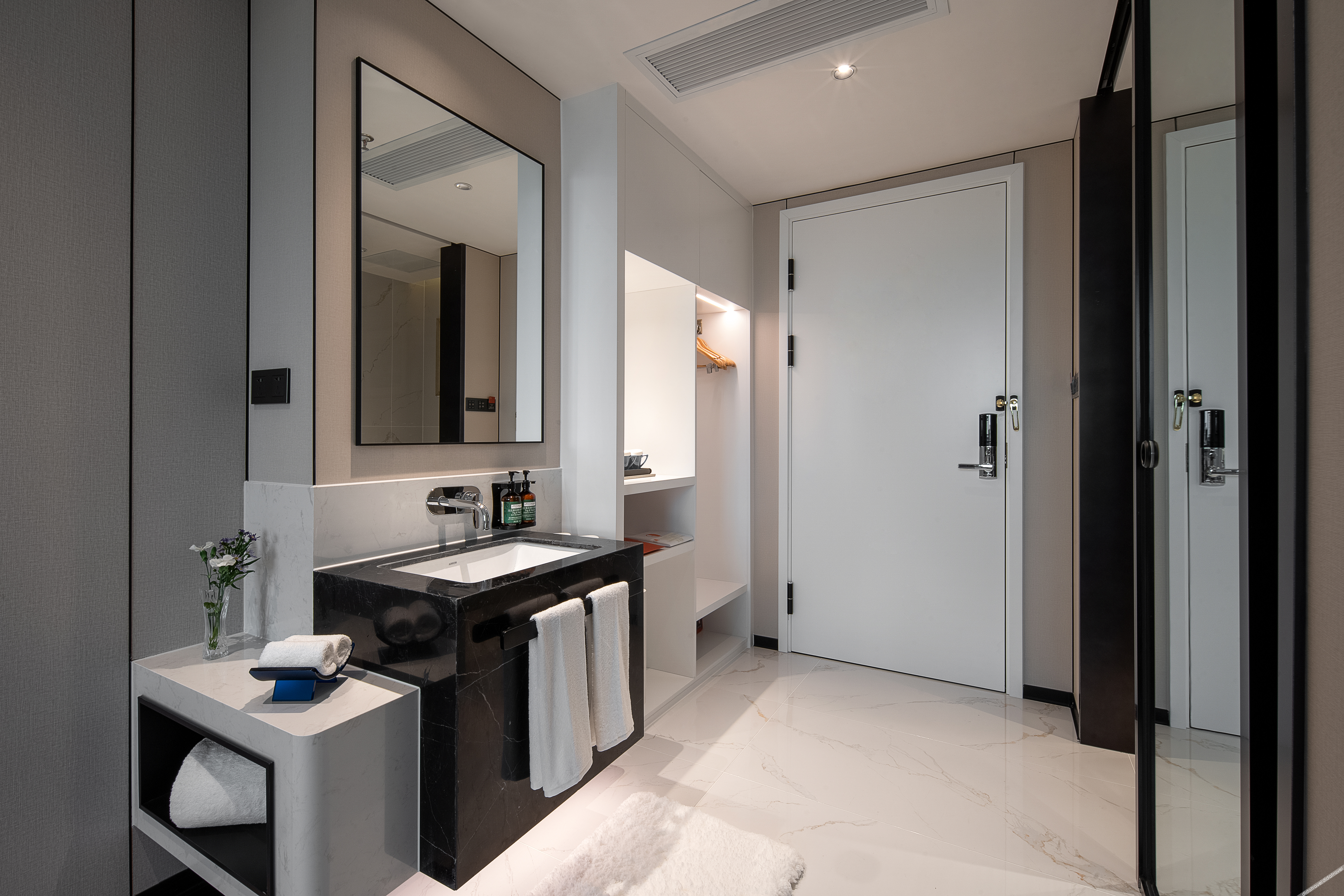 Golden Pear Hotel 5*