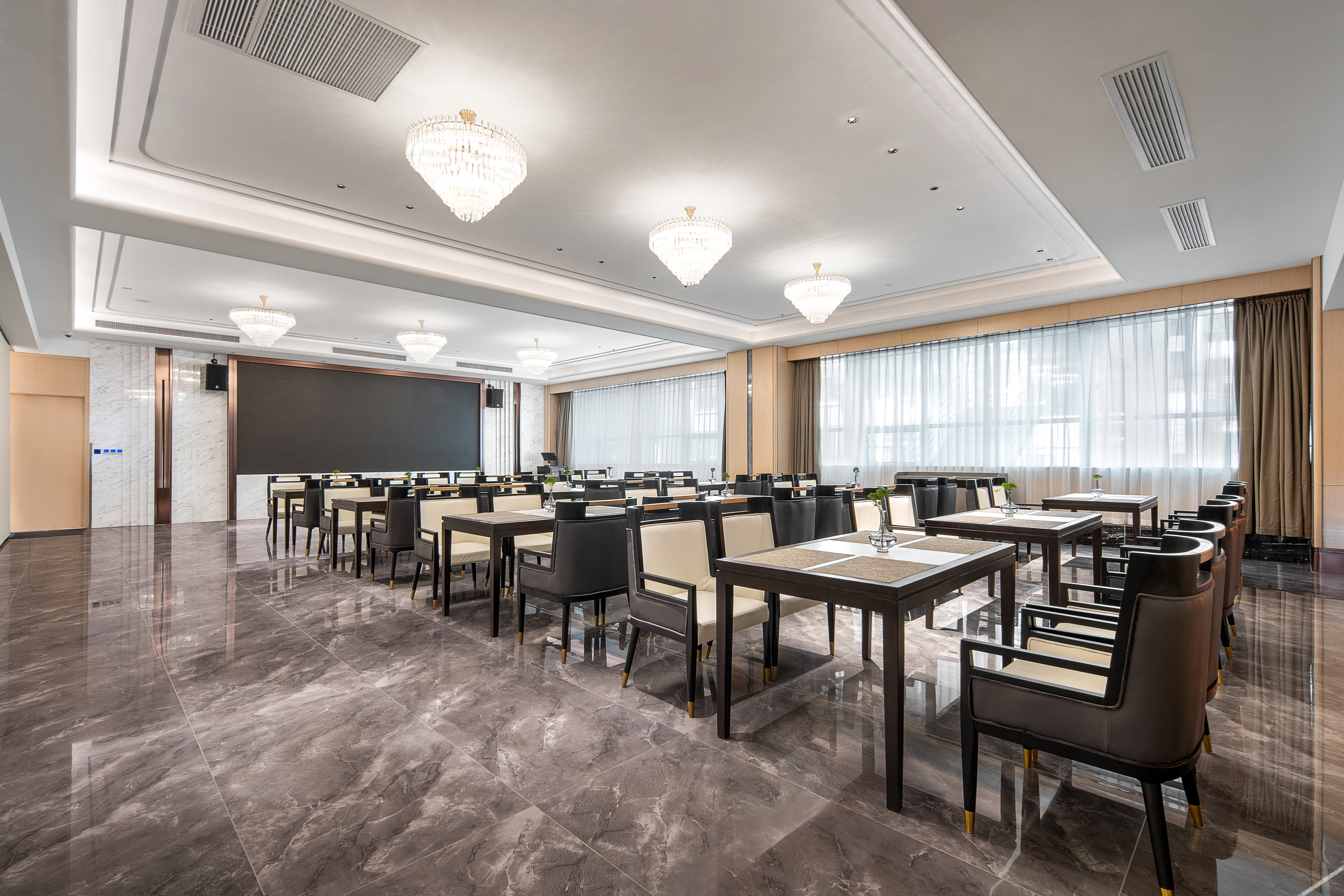 Golden Pear Hotel 5*