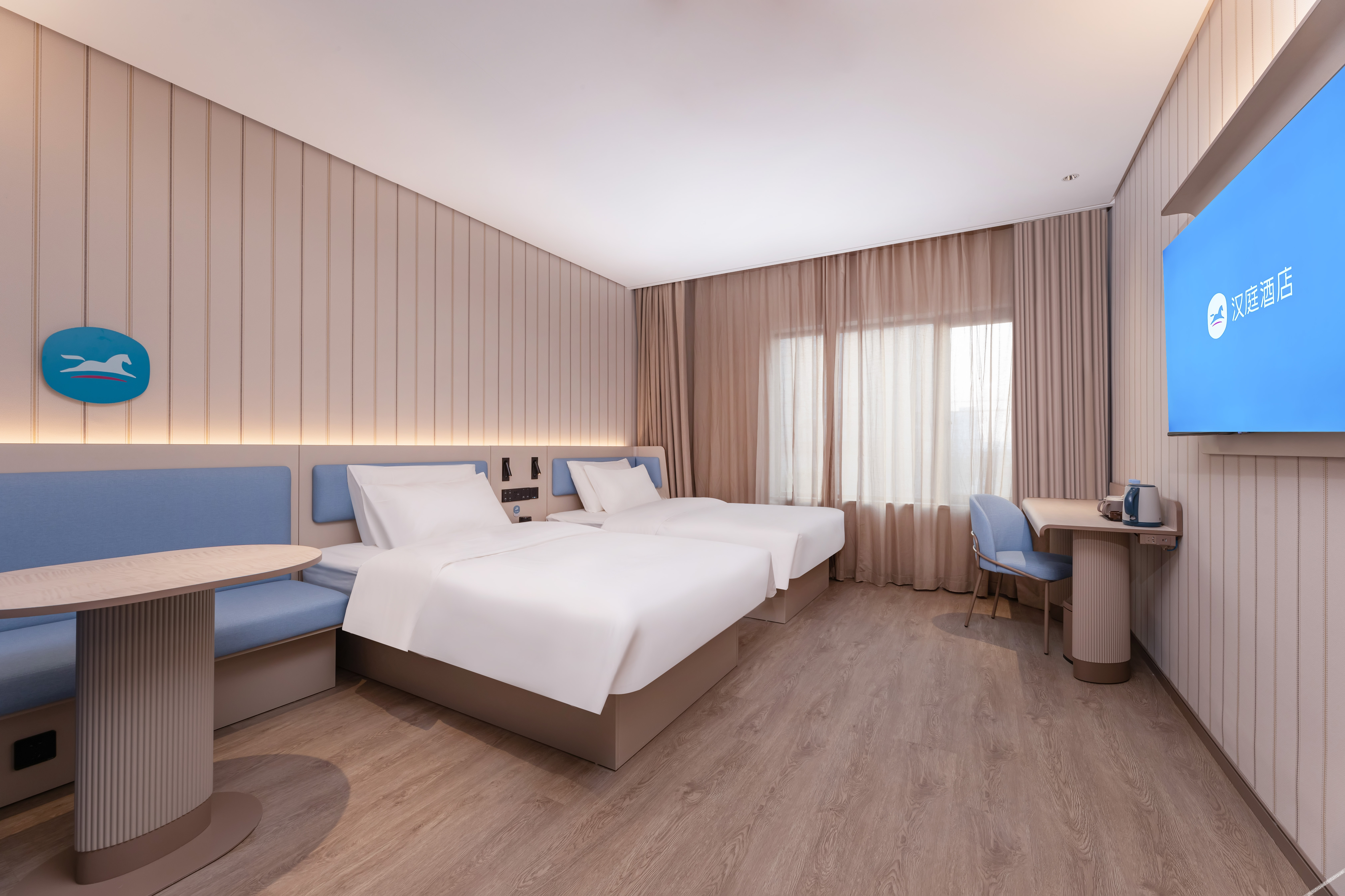 HanTing Hotel (Yancheng Binhai Port Lishangcheng International) 3*