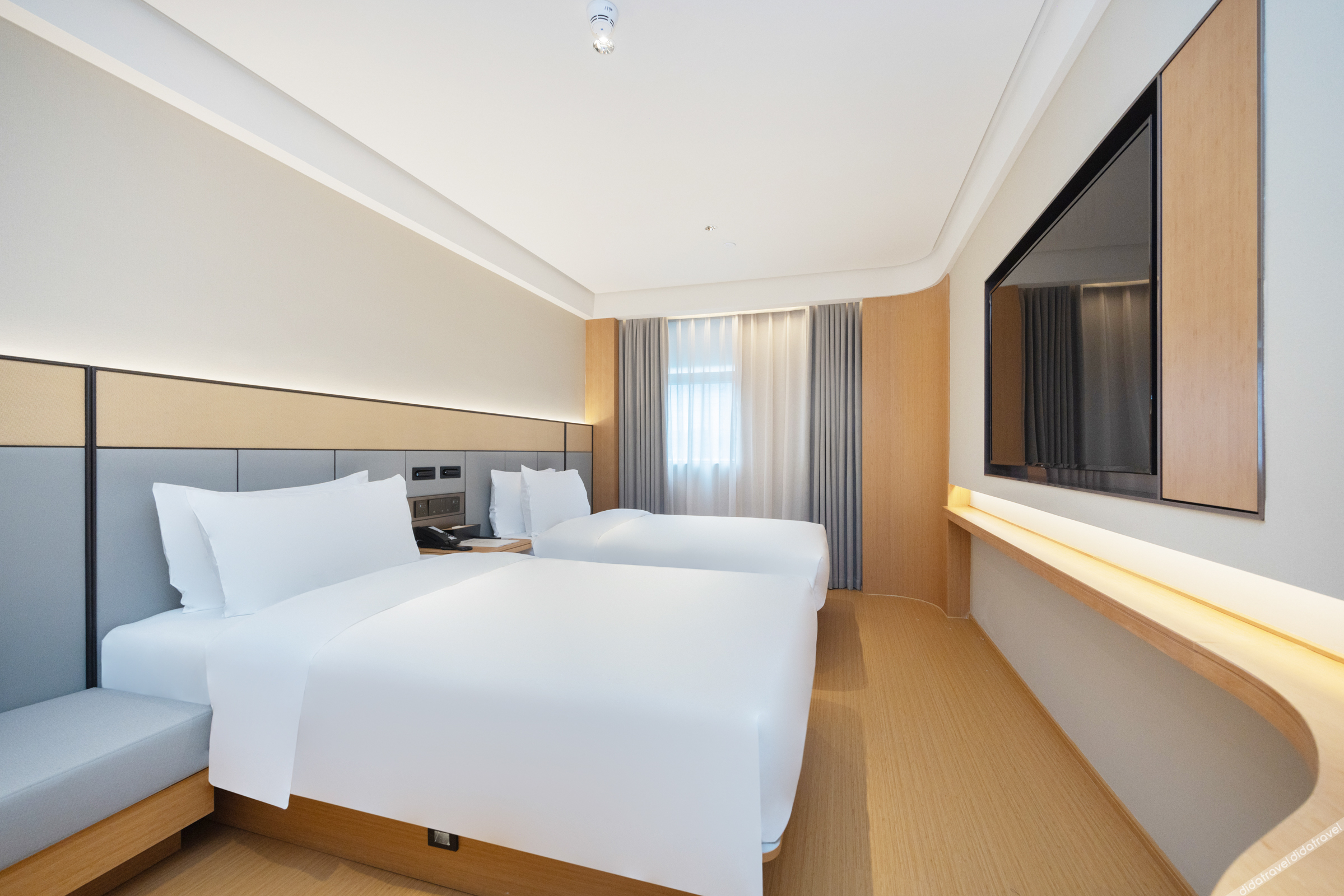 JI Hotel (Shenzhen Nanshan Science and Technology Park Changyuan Hotel) 3*