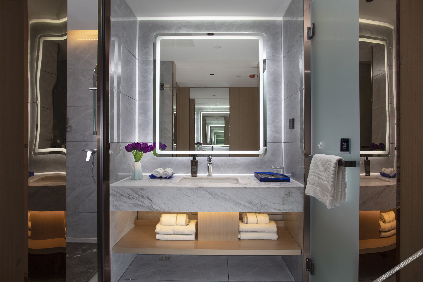 Yeste International Hotel (Ningchun City Beihai High-Speed Railway Station) 3*