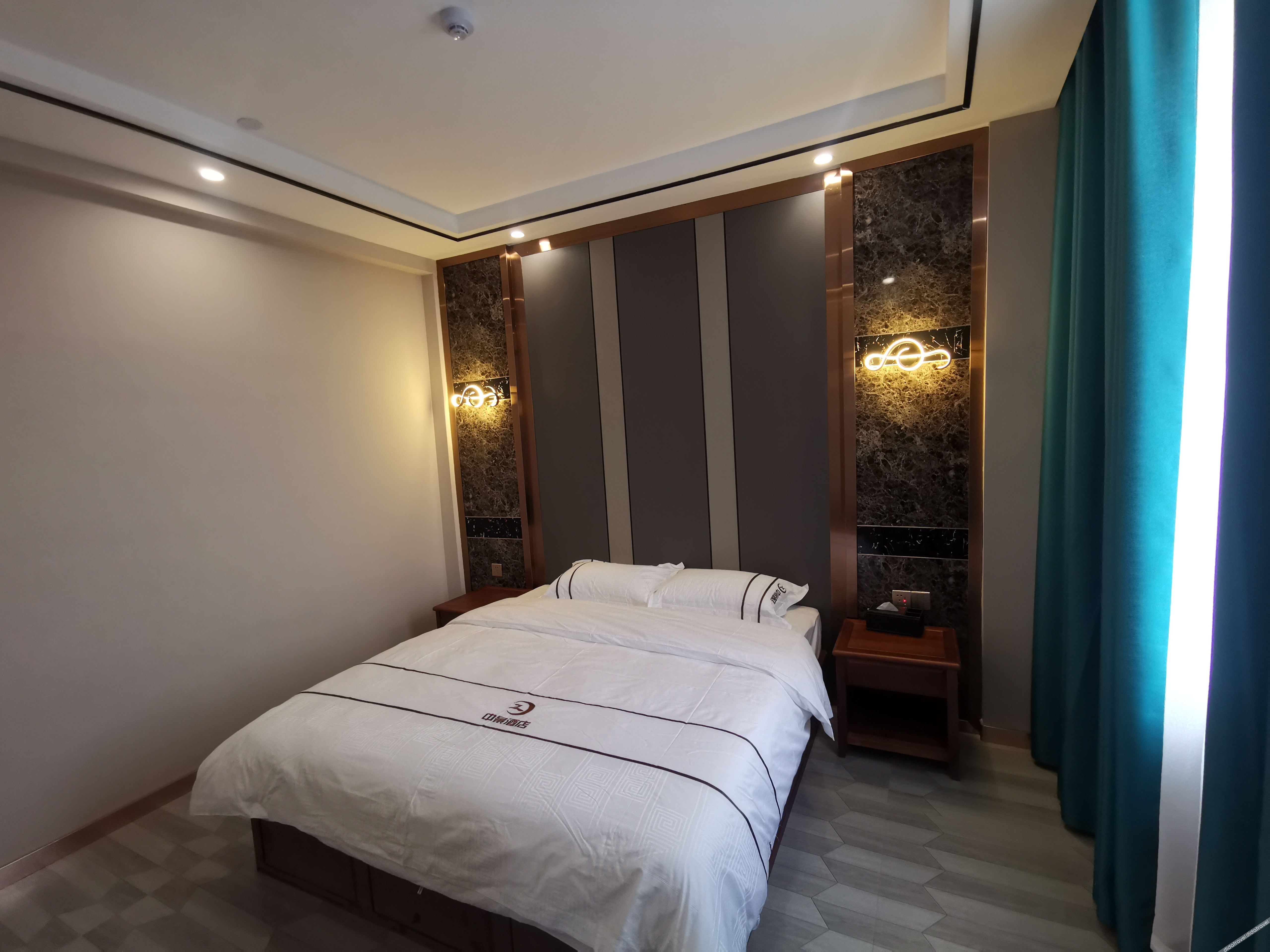 Nanning Zhongjing Hotel 2*