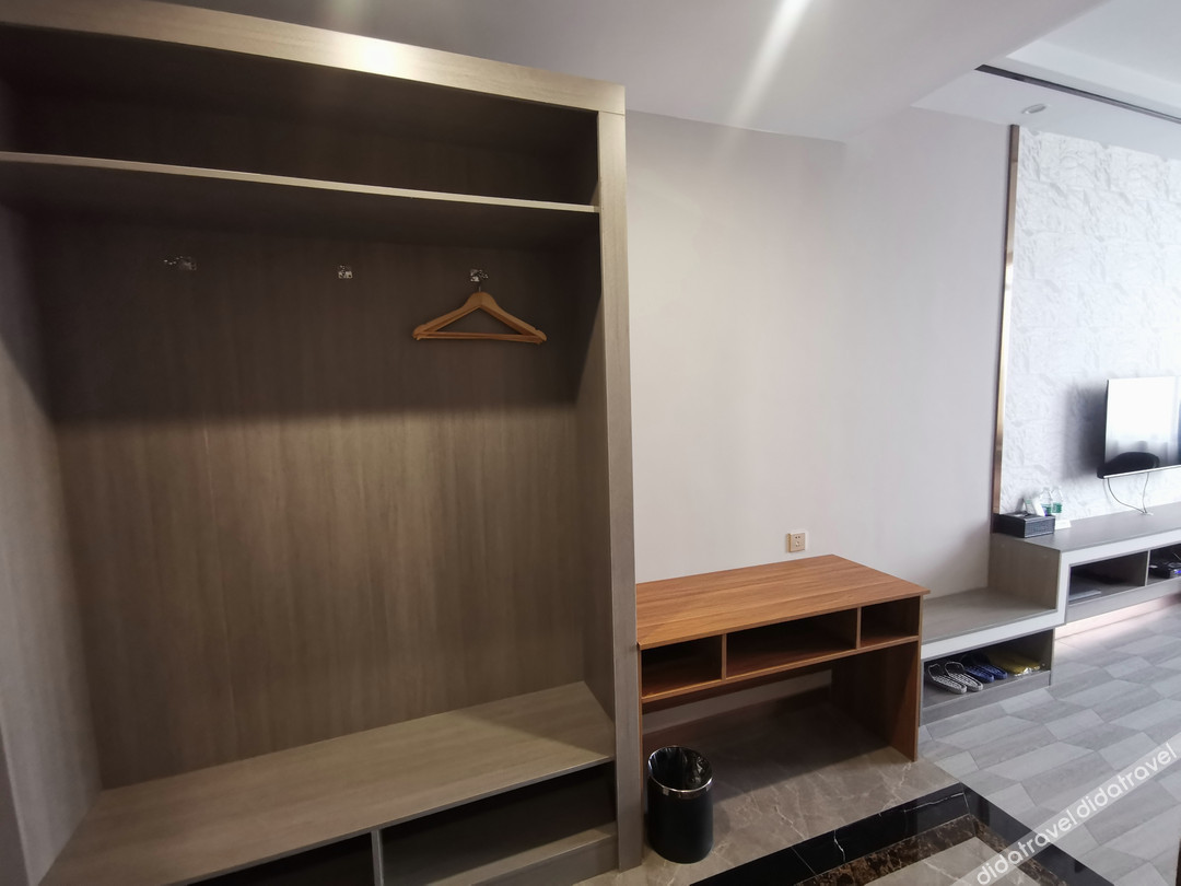 Nanning Zhongjing Hotel 2*