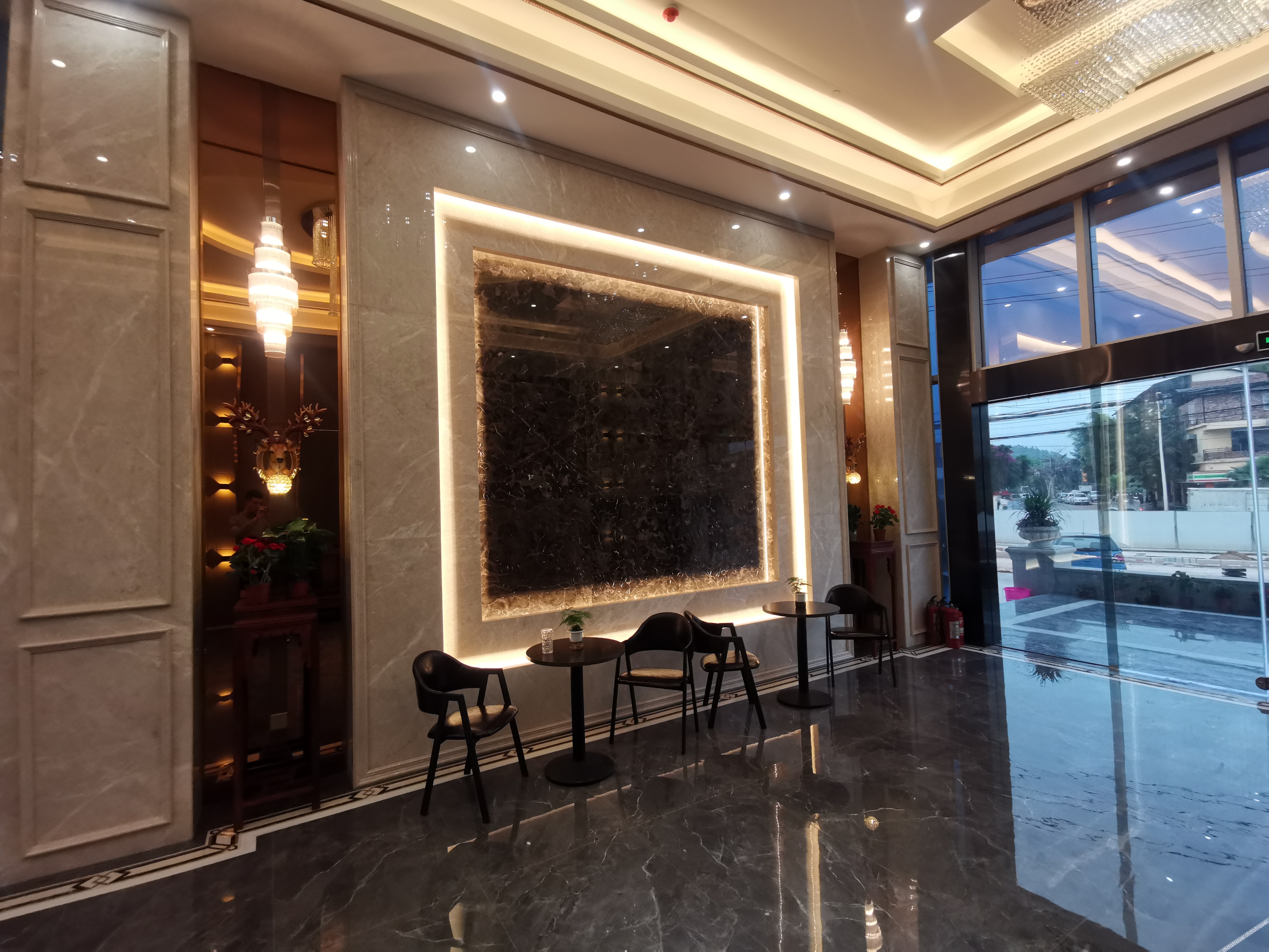 Nanning Zhongjing Hotel 2*
