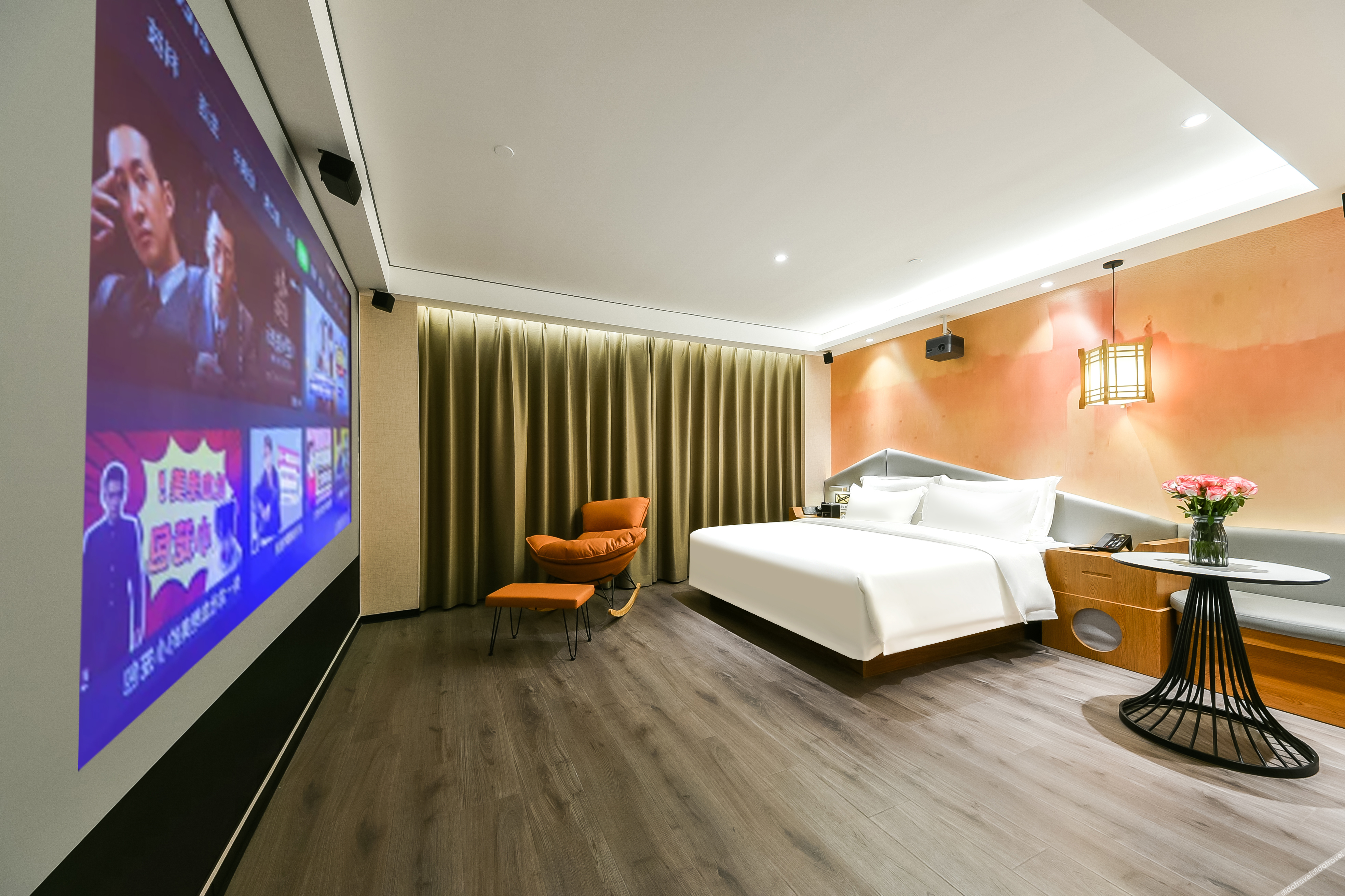 Aifeel Hotel (Shijiazhuang Xinbai Square & Hebei Provincial People's Hospital Branch) 2*