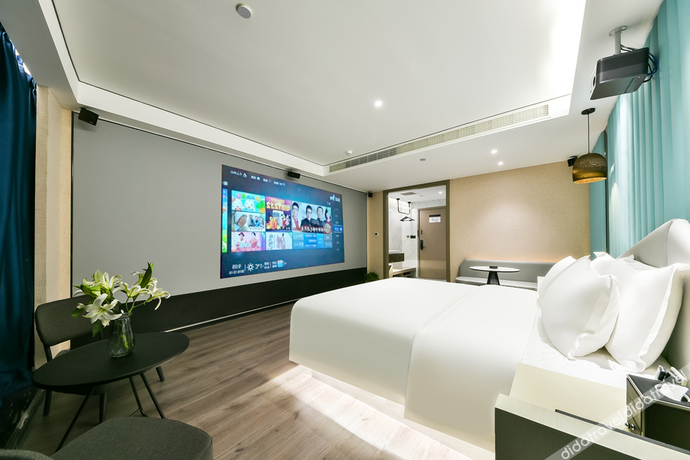 Aifeel Hotel (Shijiazhuang Xinbai Square & Hebei Provincial People's Hospital Branch) 2*