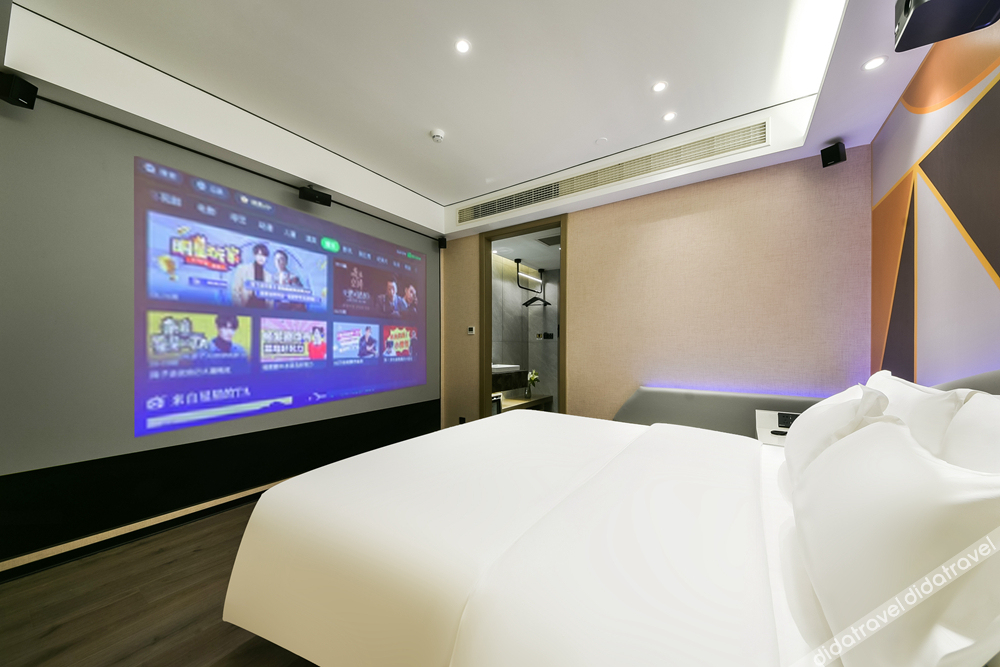 Aifeel Hotel (Shijiazhuang Xinbai Square & Hebei Provincial People's Hospital Branch) 2*