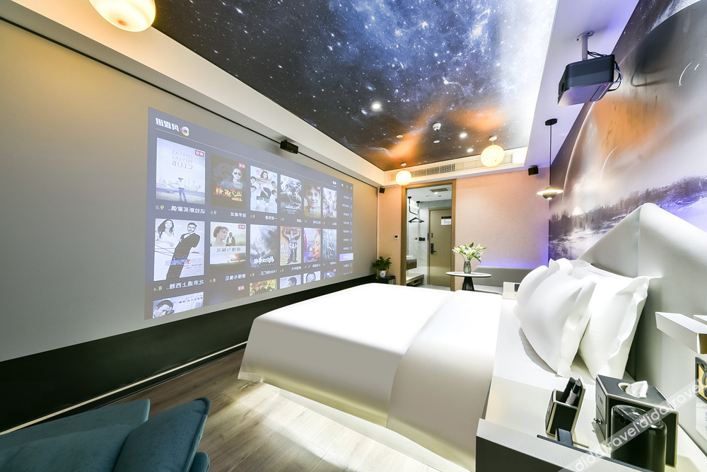 Aifeel Hotel (Shijiazhuang Xinbai Square & Hebei Provincial People's Hospital Branch) 2*