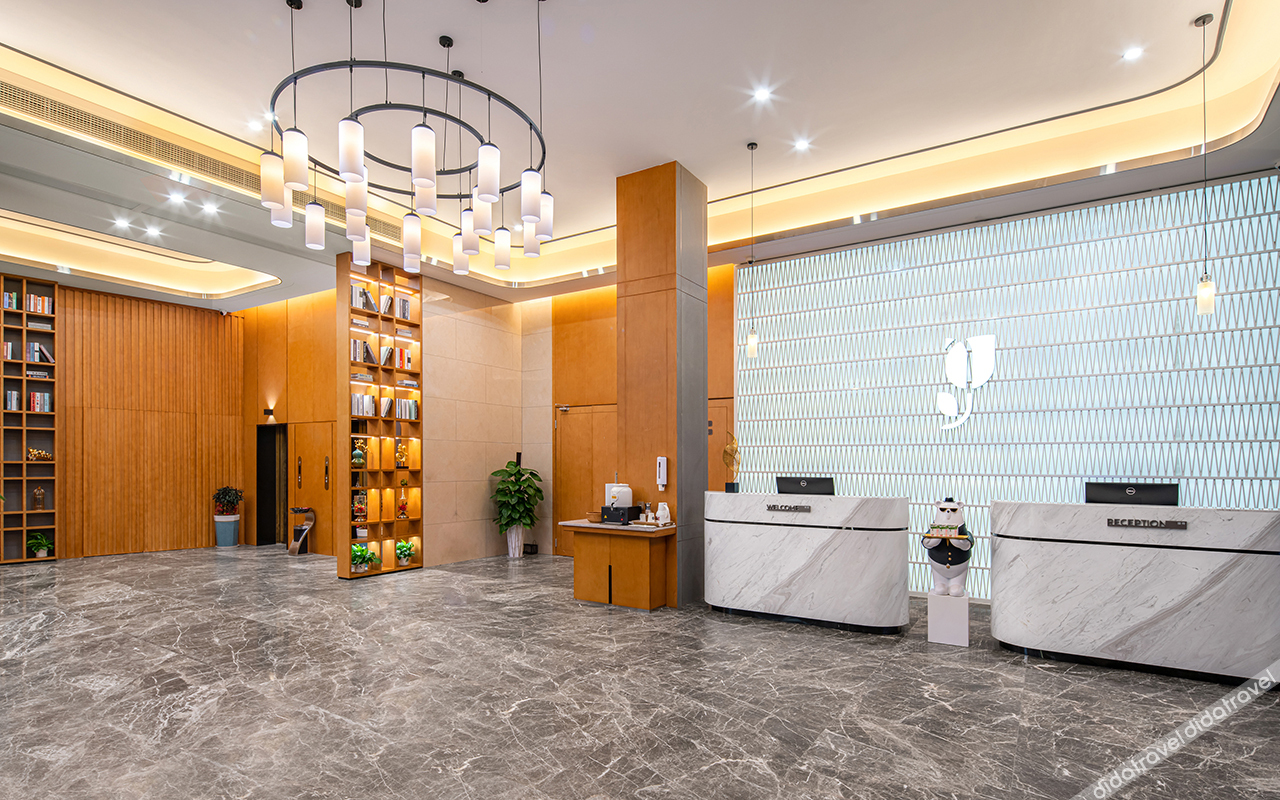 Borrman Hotel (Beihai Hepu High-Speed Railway Station) 3*