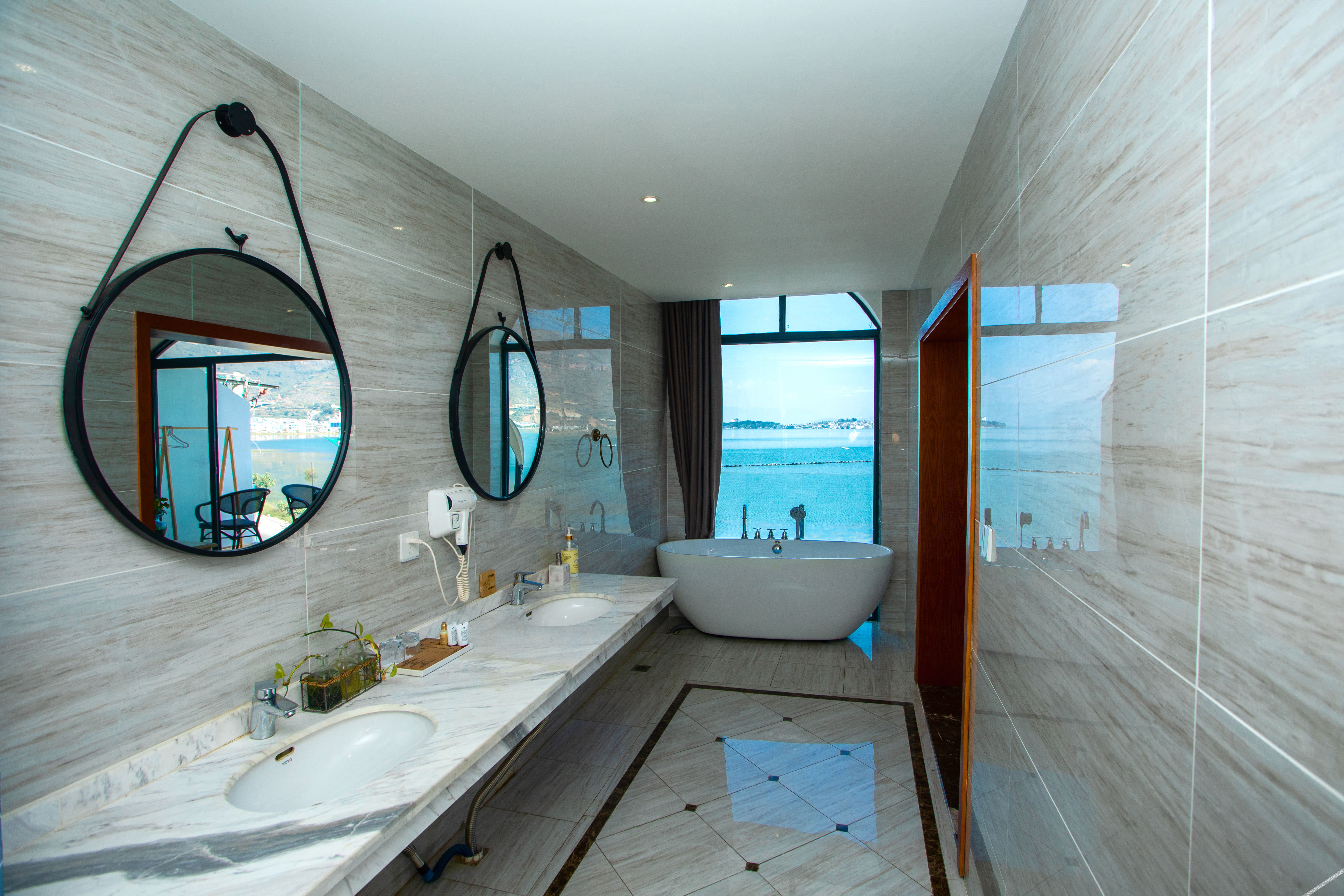 Hotel Florence Shuanglang 3*