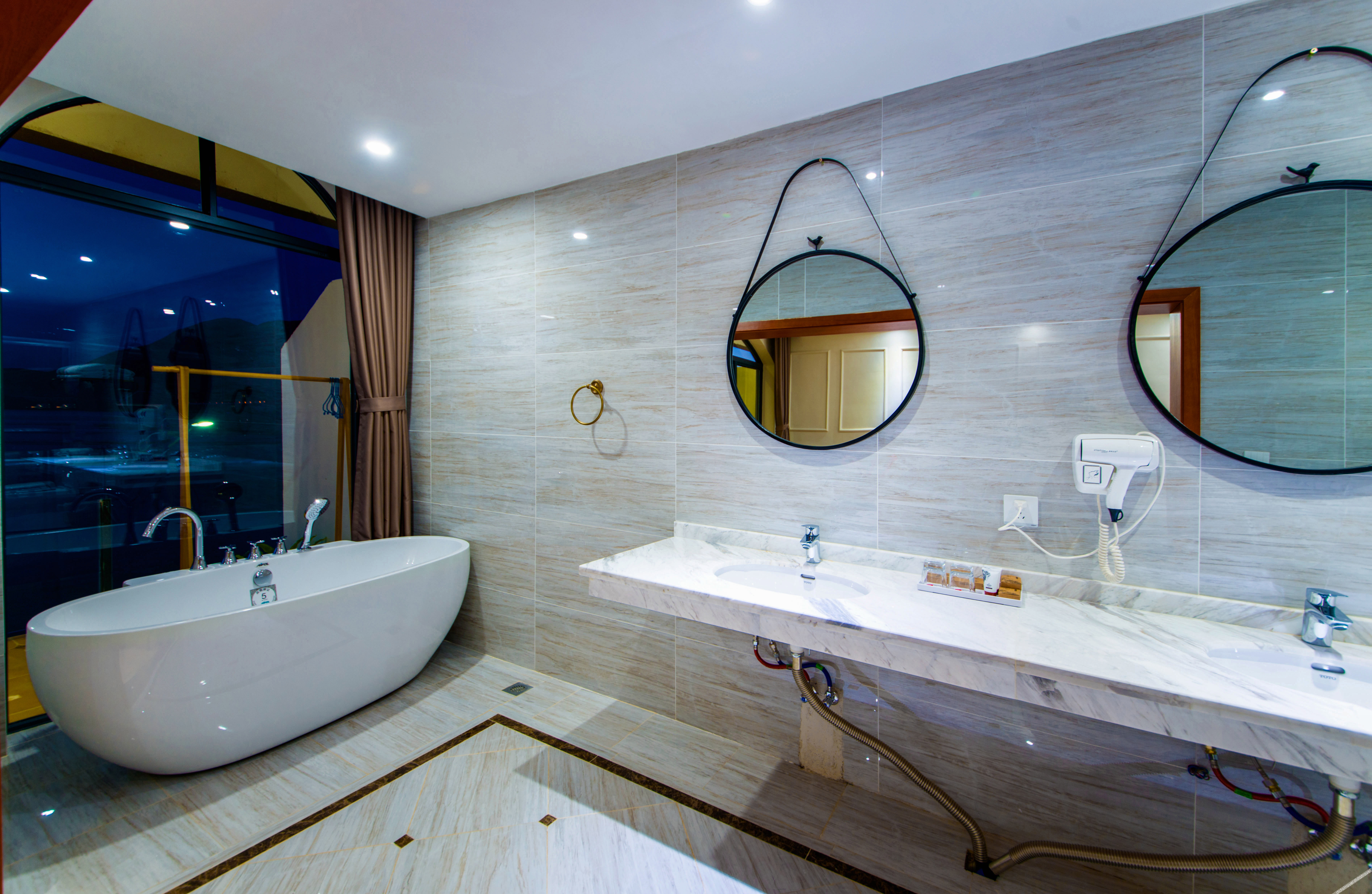 Hotel Florence Shuanglang 3*