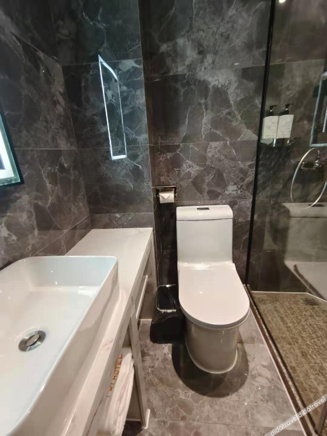 Pinshangxuan Hotel (Hengzhou Avenue Haitang Gas Station) 2*