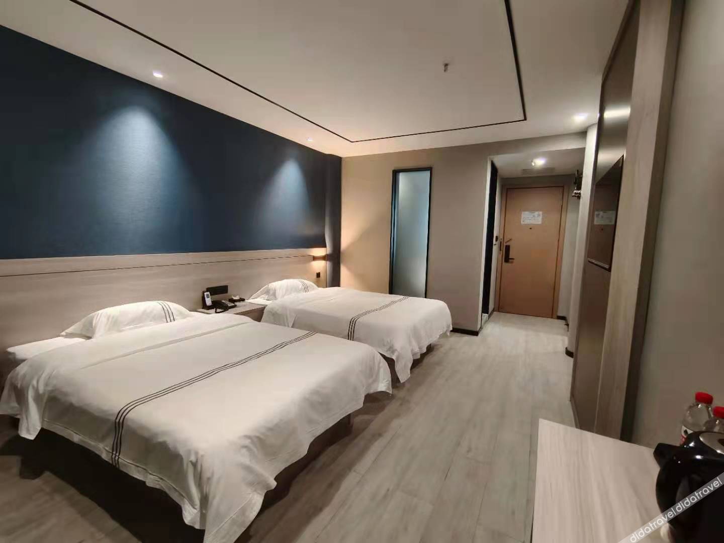 Pinshangxuan Hotel (Hengzhou Avenue Haitang Gas Station) 2*