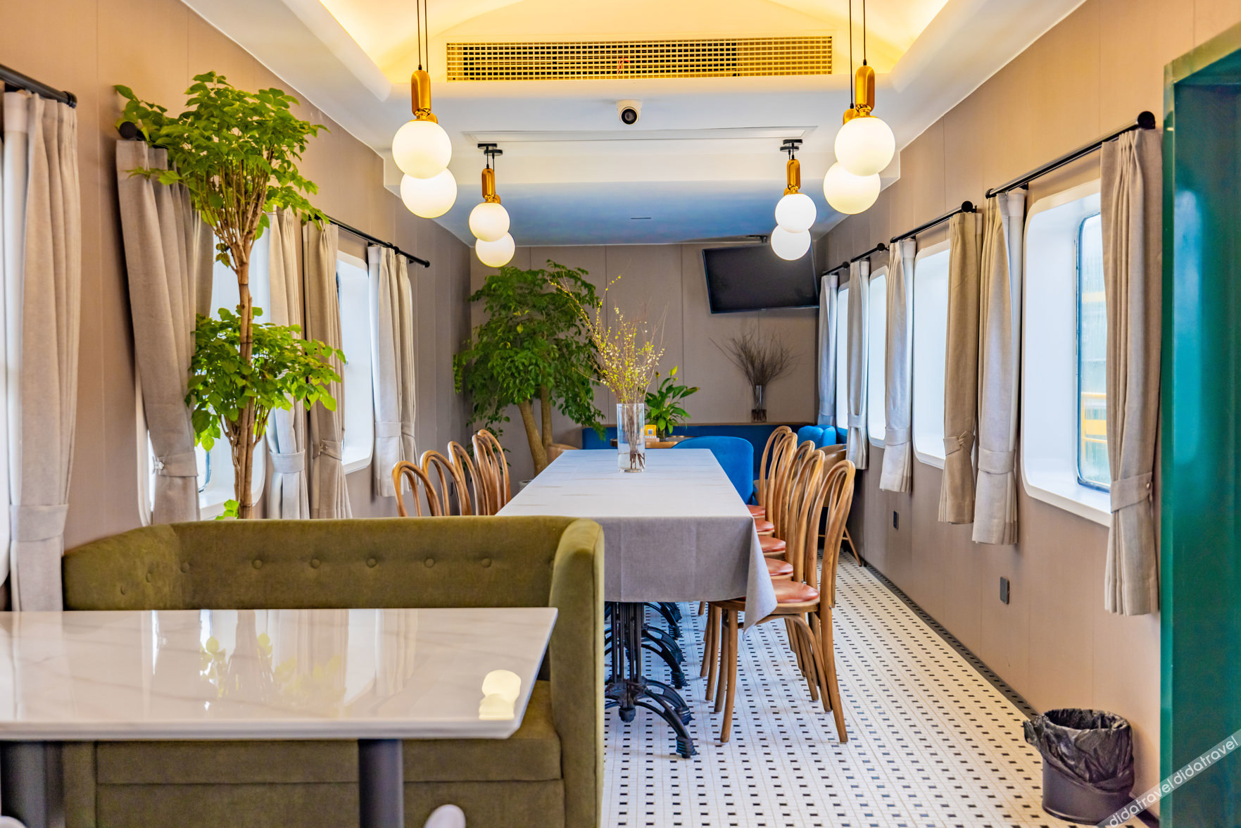 Green Train Leisurely Time 3*
