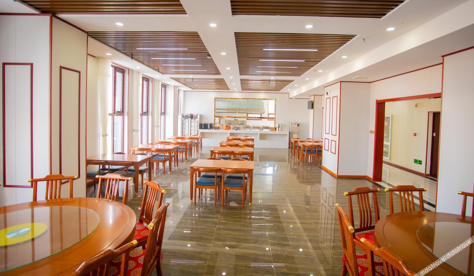Jiayong Hotel 3*