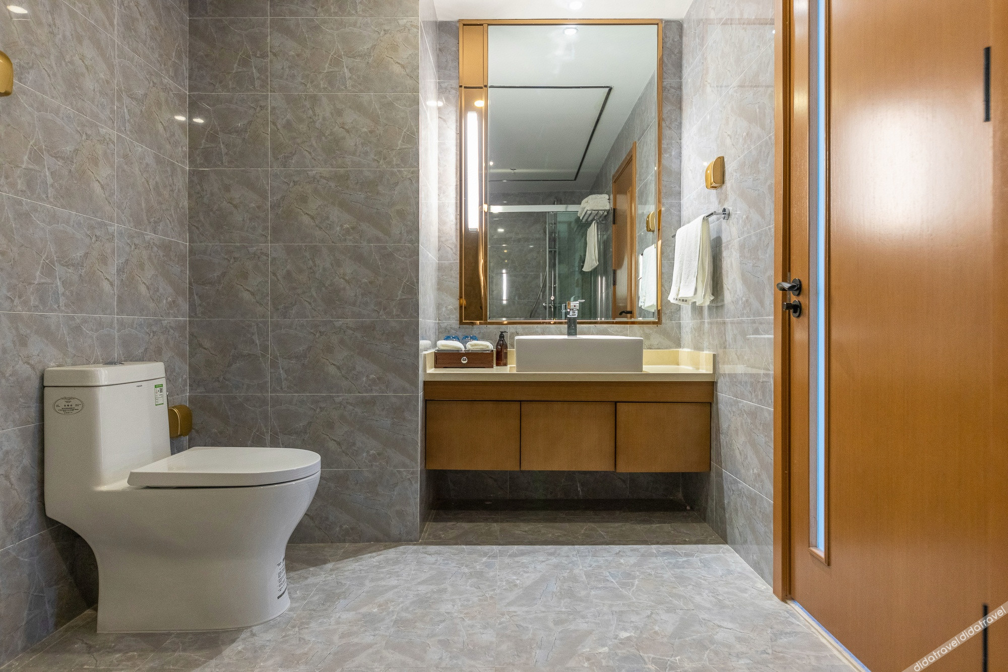 Jiayong Hotel 3*