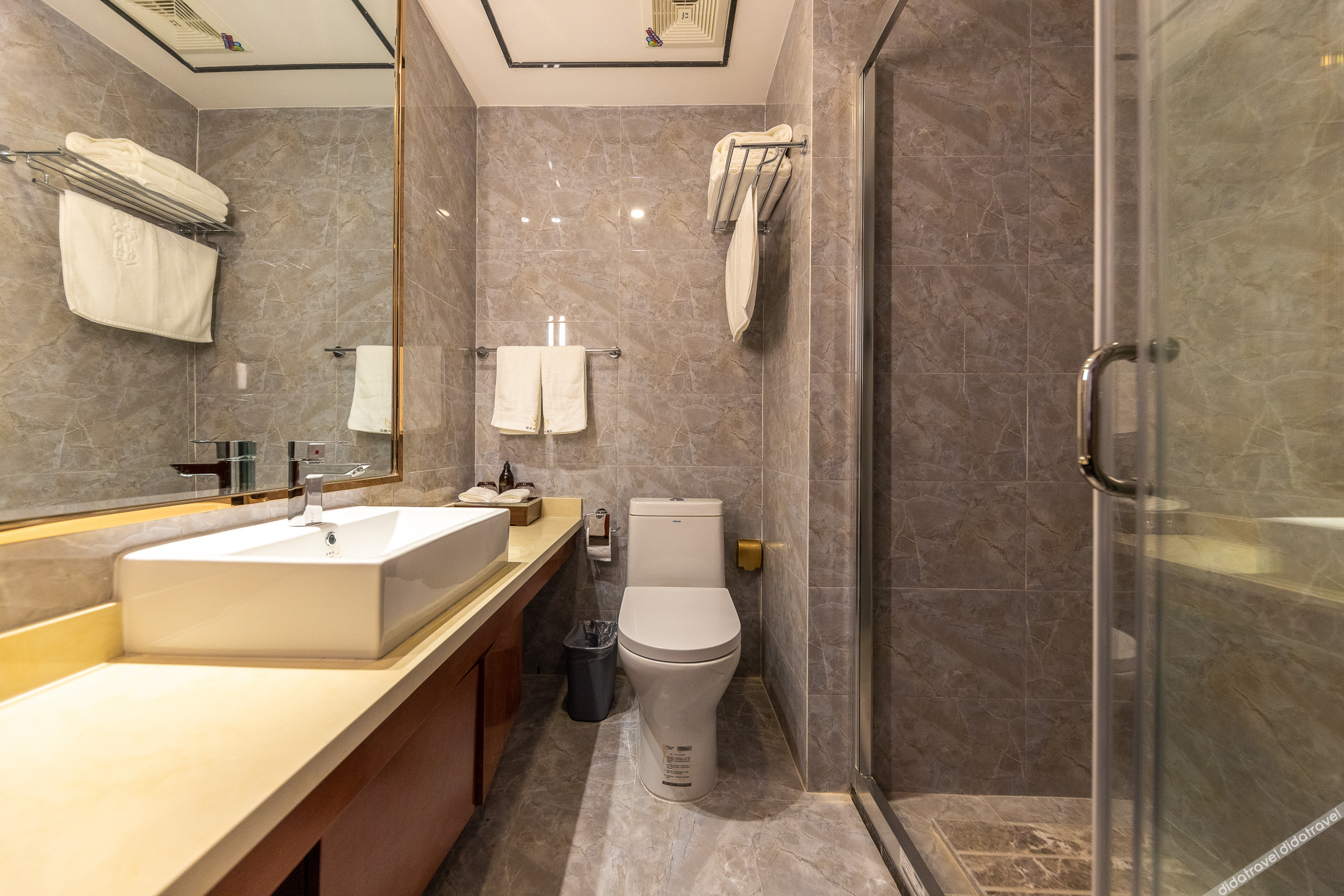 Jiayong Hotel 3*