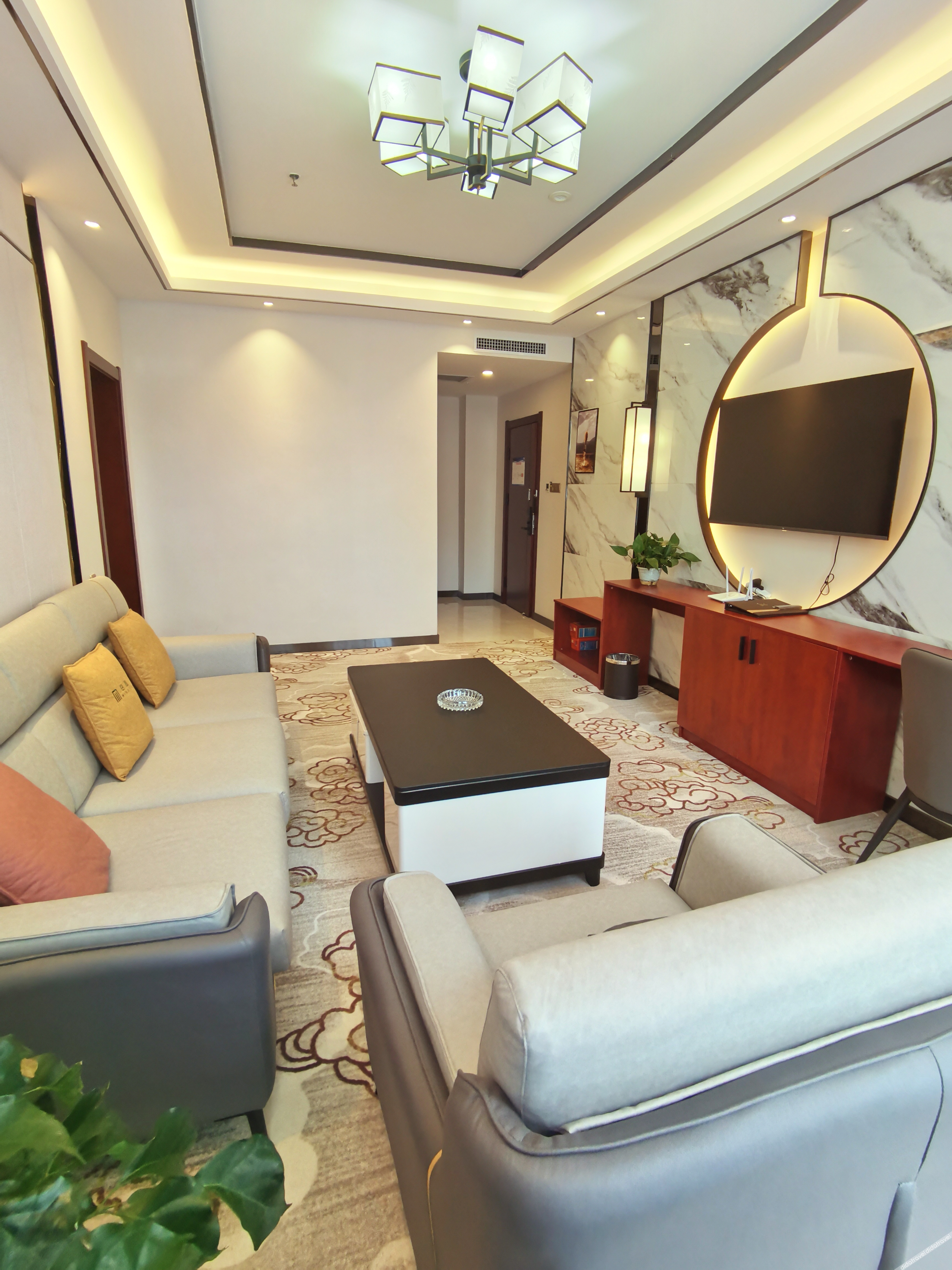 Jiayong Hotel 3*