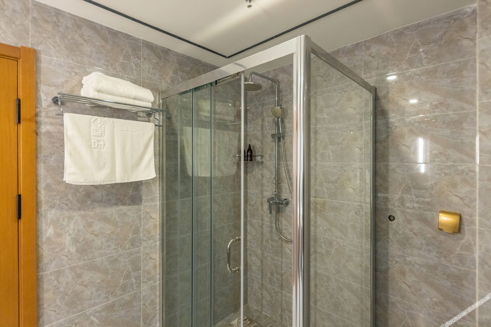 Jiayong Hotel 3*
