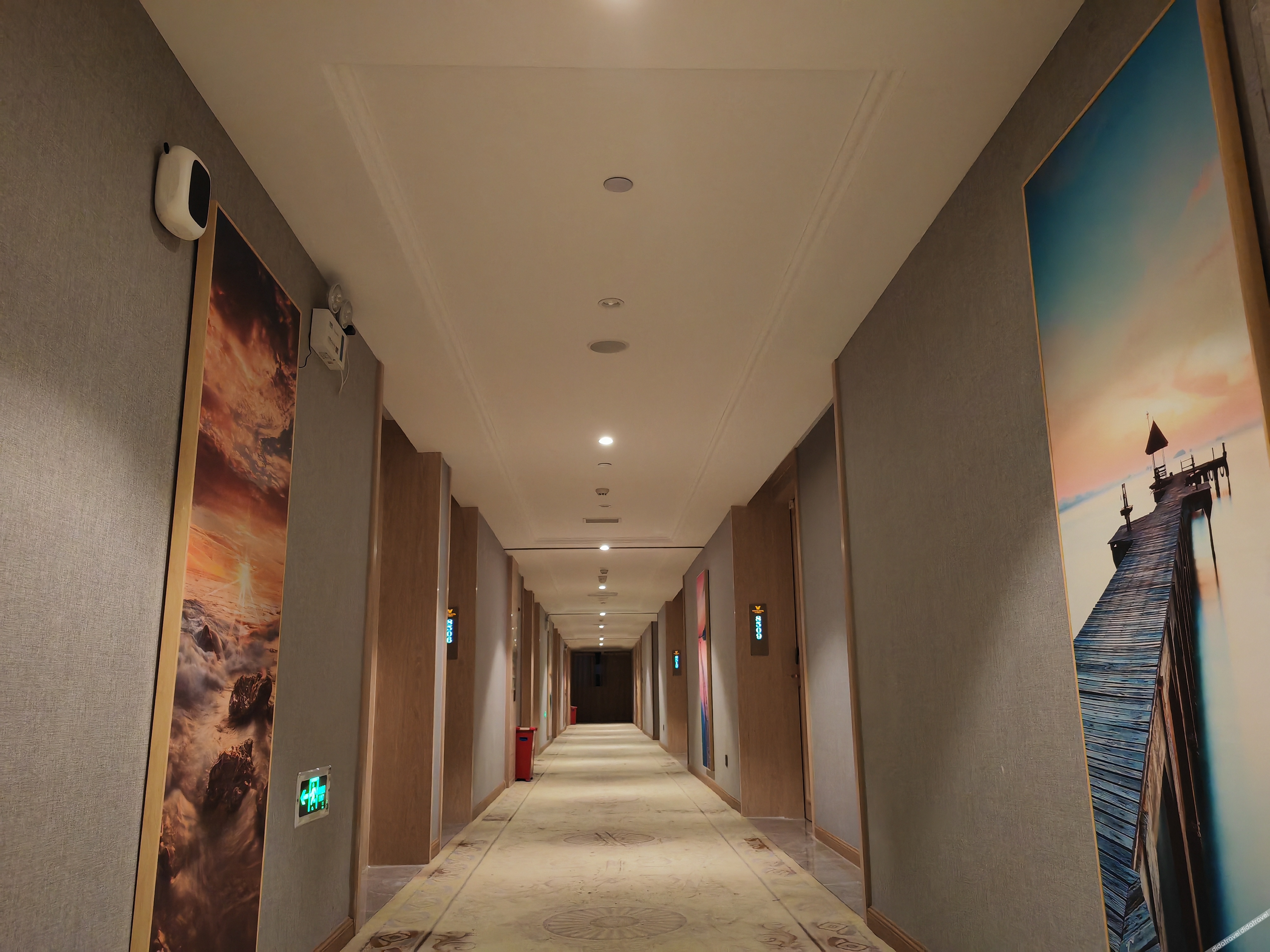 Vienna Hotel (Dongguan Wangniudun Wanghong Hub City) 3*