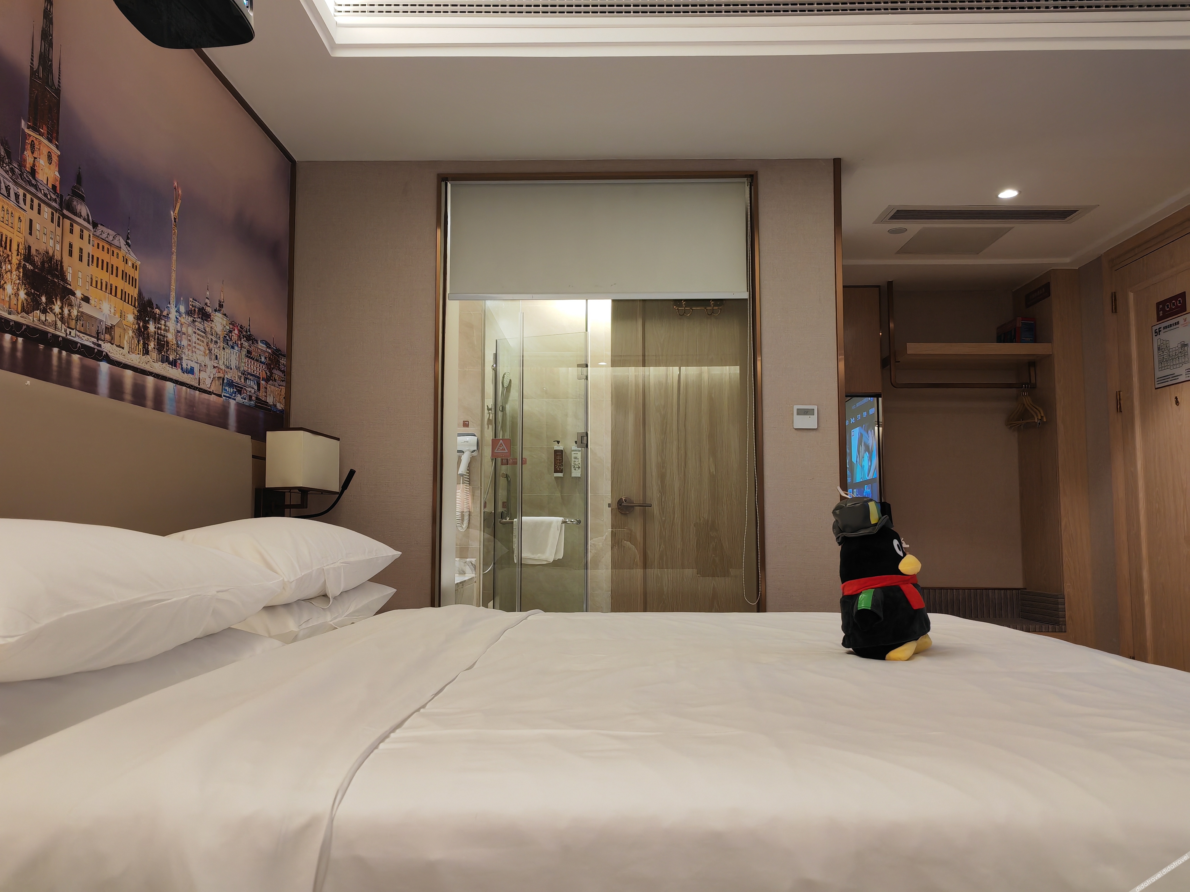 Vienna Hotel (Dongguan Wangniudun Wanghong Hub City) 3*
