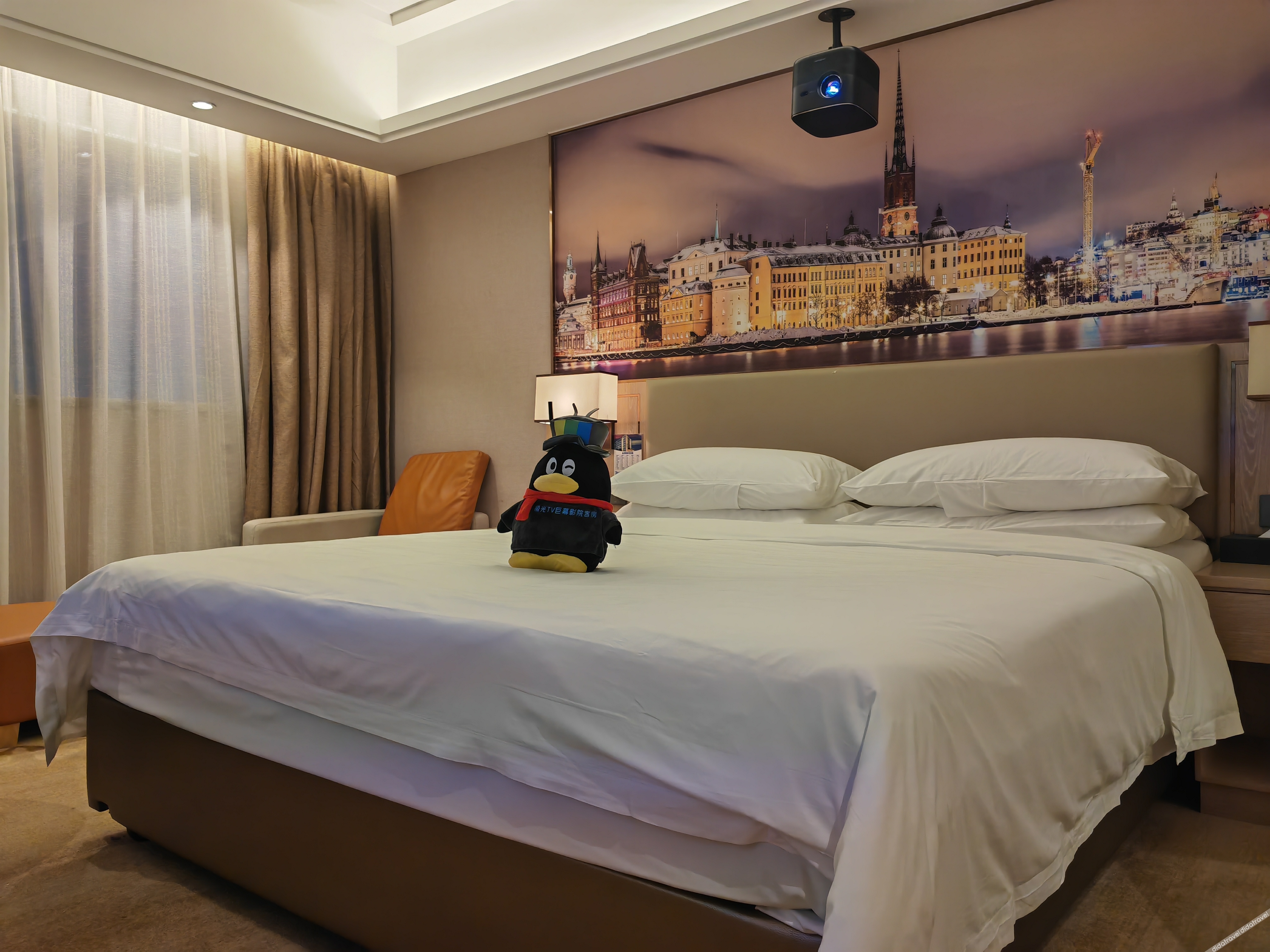 Vienna Hotel (Dongguan Wangniudun Wanghong Hub City) 3*