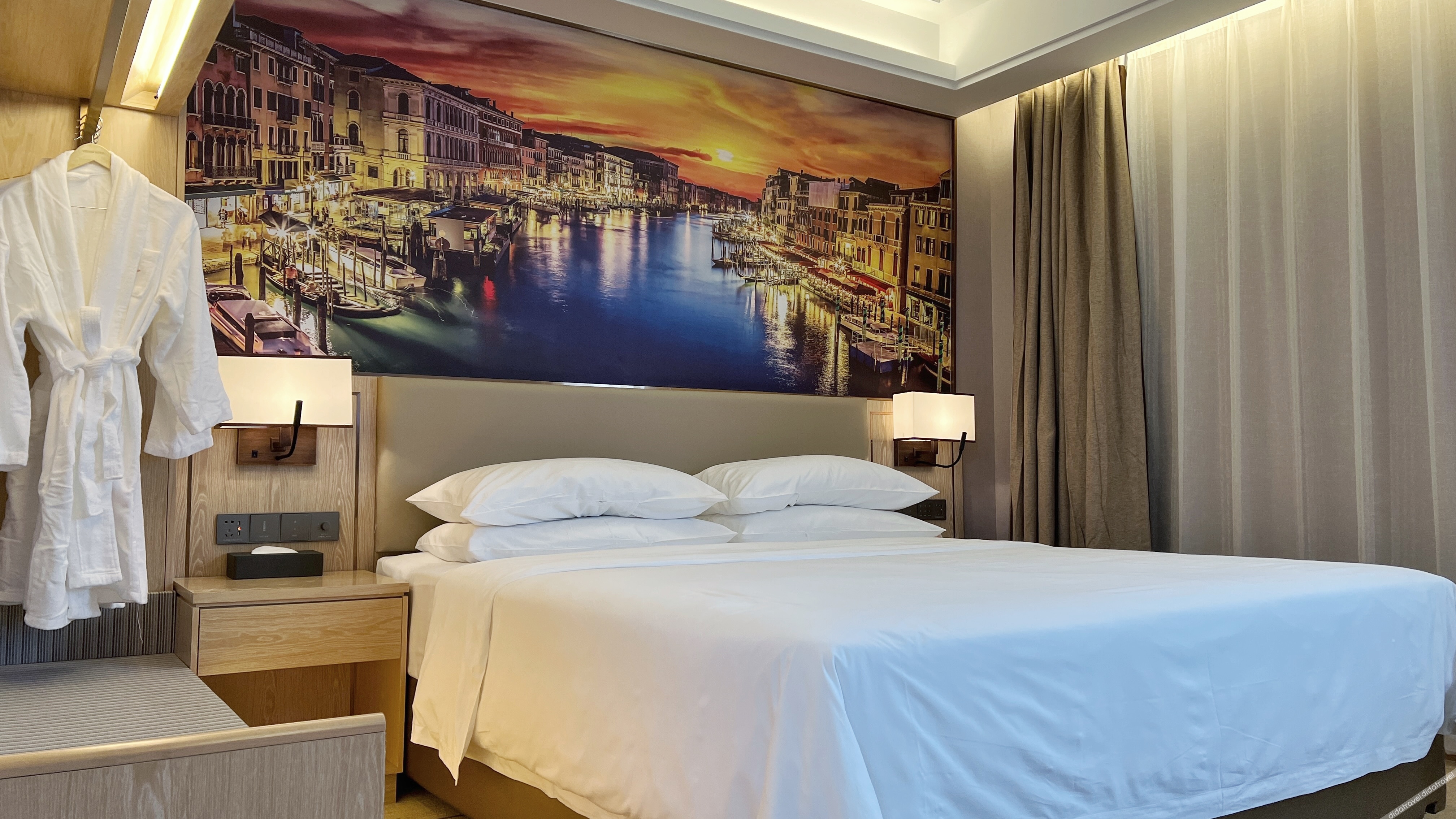 Vienna Hotel (Dongguan Wangniudun Wanghong Hub City) 3*