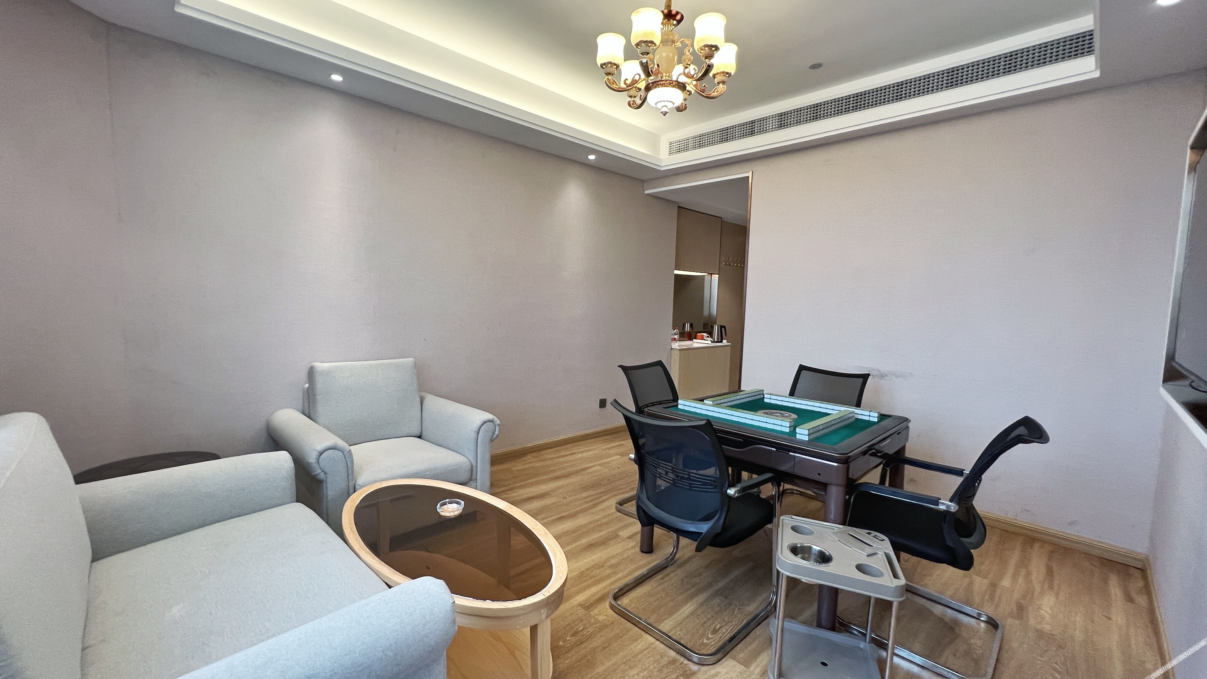 Vienna Hotel (Dongguan Wangniudun Wanghong Hub City) 3*