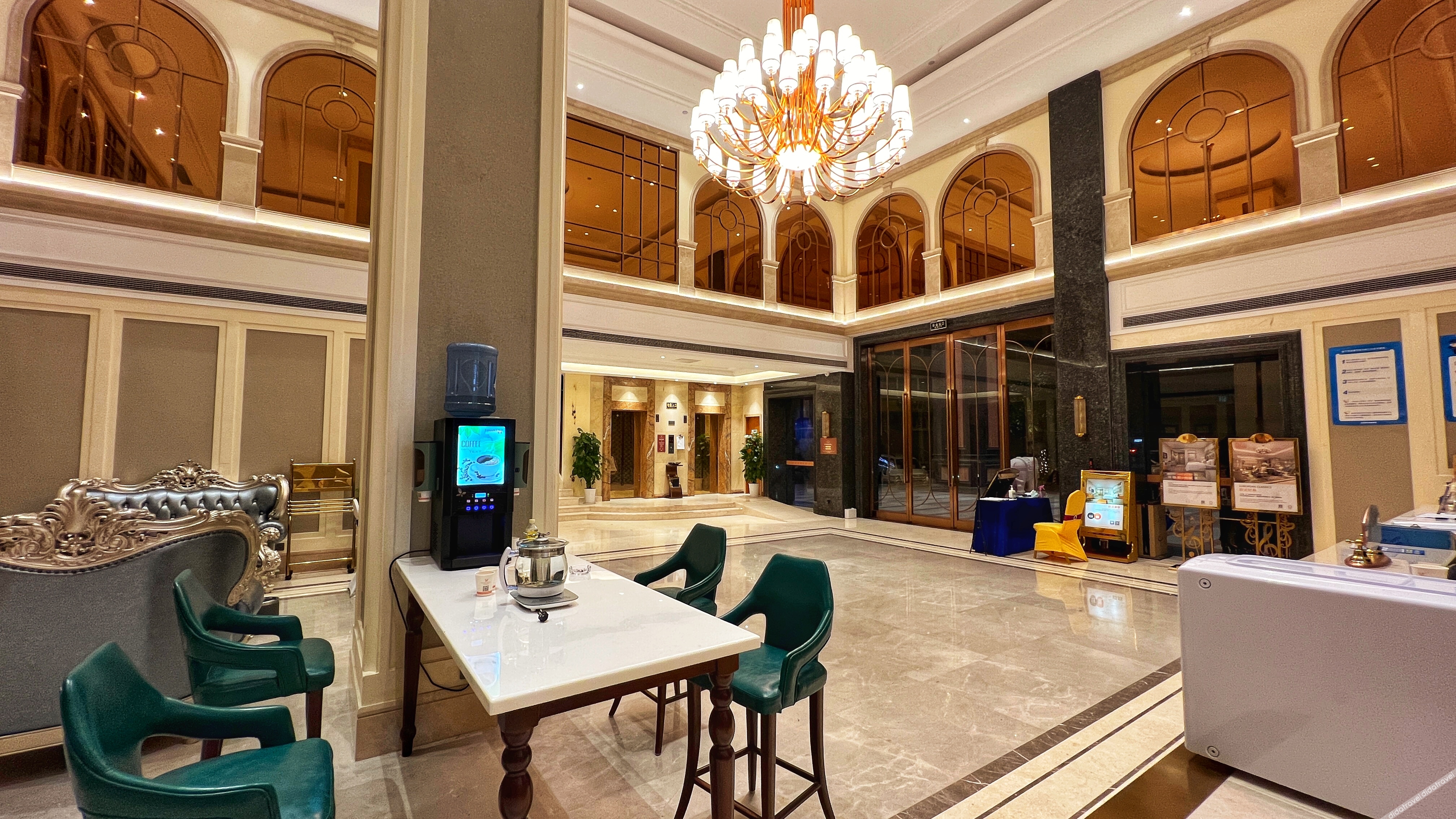 Vienna Hotel (Dongguan Wangniudun Wanghong Hub City) 3*