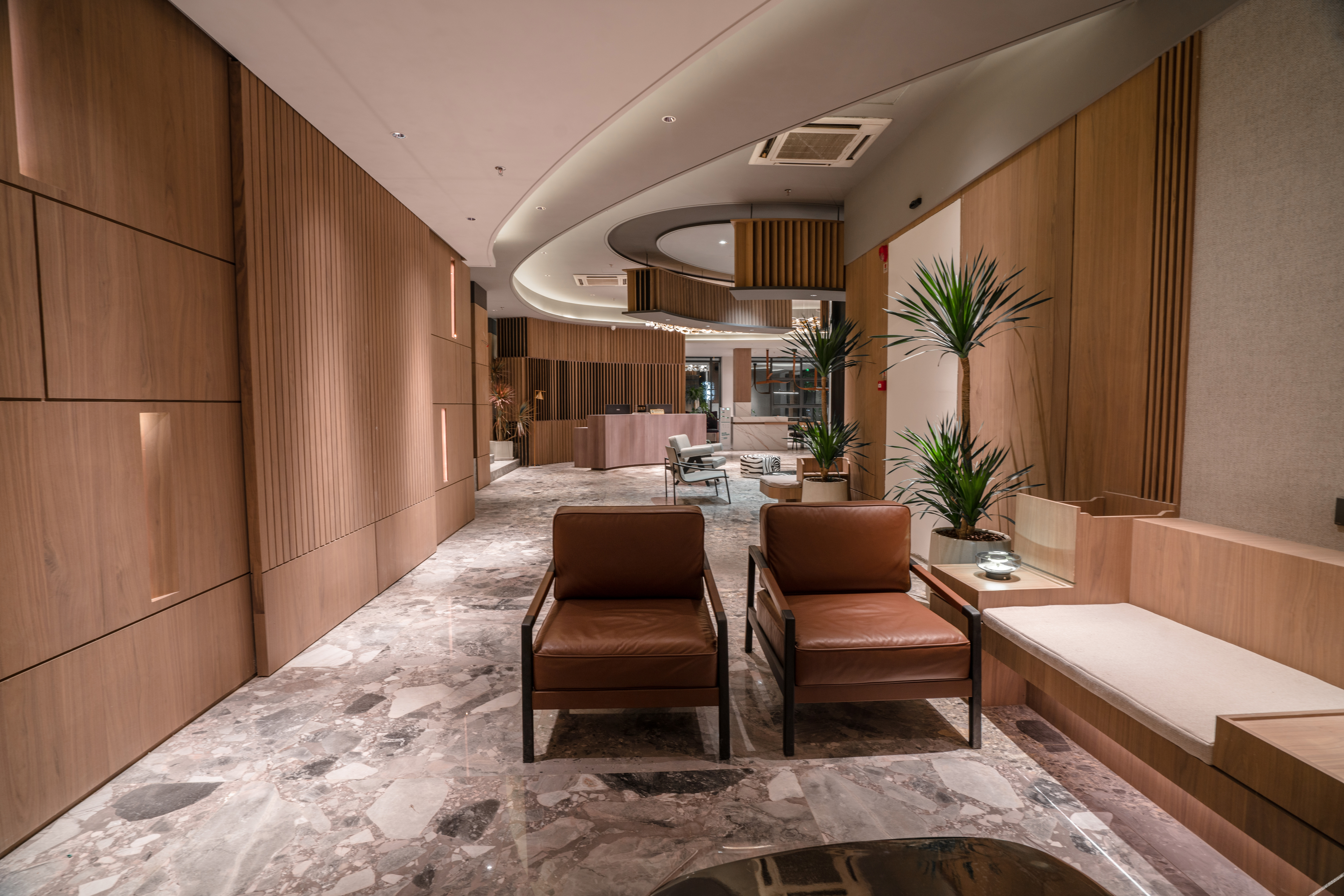 Ruijiaxi Hotel (Guiyang Flower Orchard White House Art Center Branch) 3*