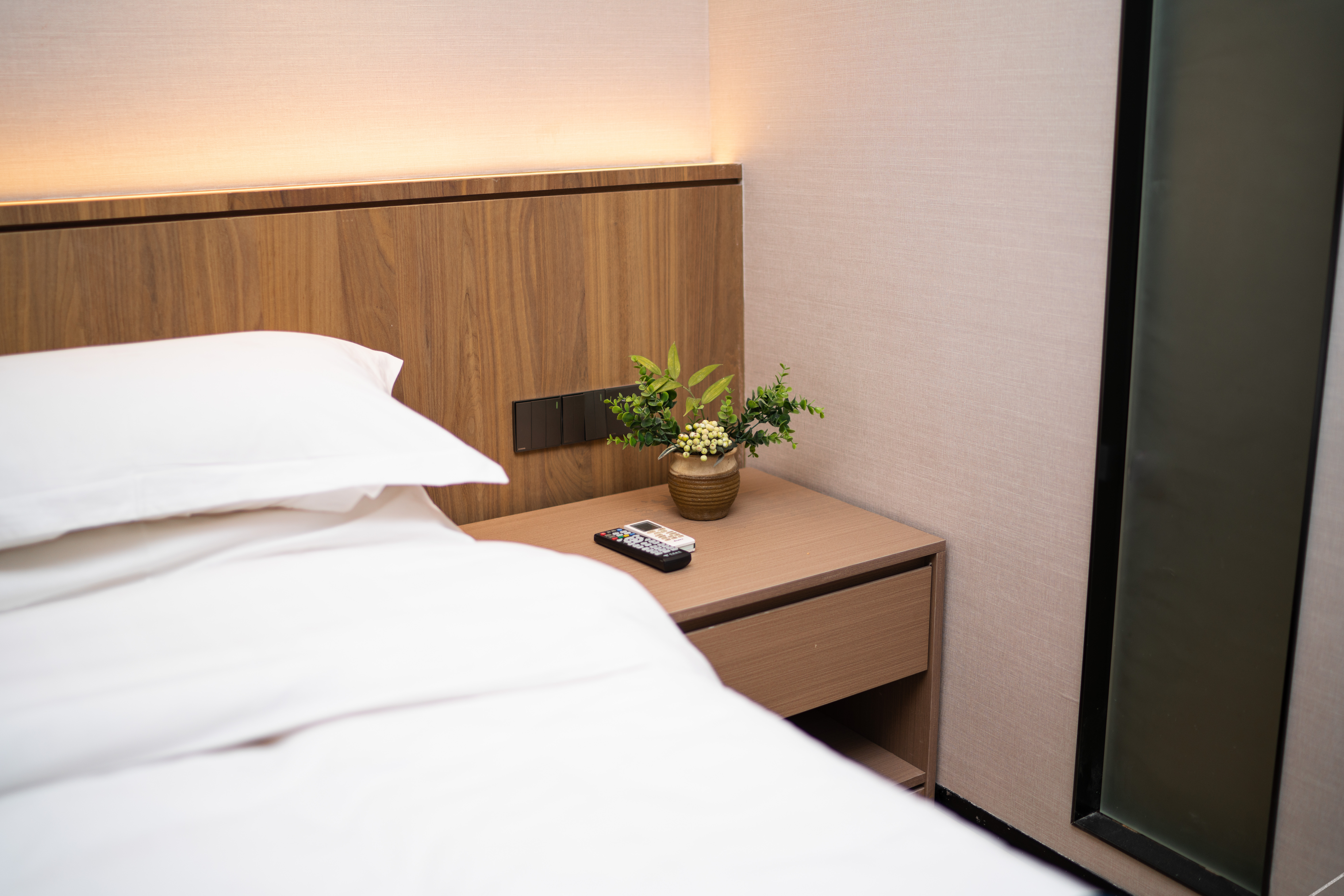 Ruijiaxi Hotel (Guiyang Flower Orchard White House Art Center Branch) 3*