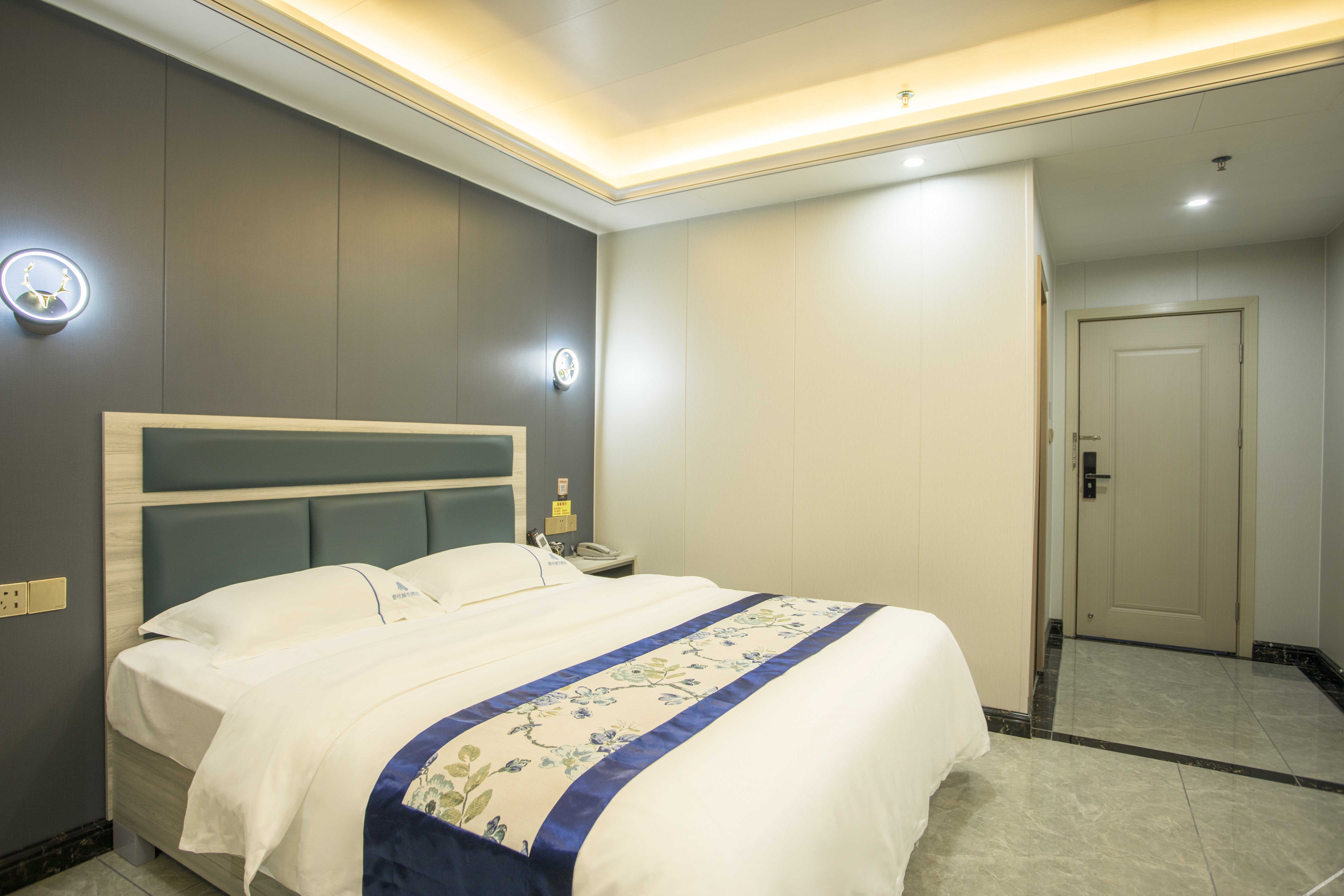 City Hotel No.1 (Zhongkai High-speed Railway Station) 2*
