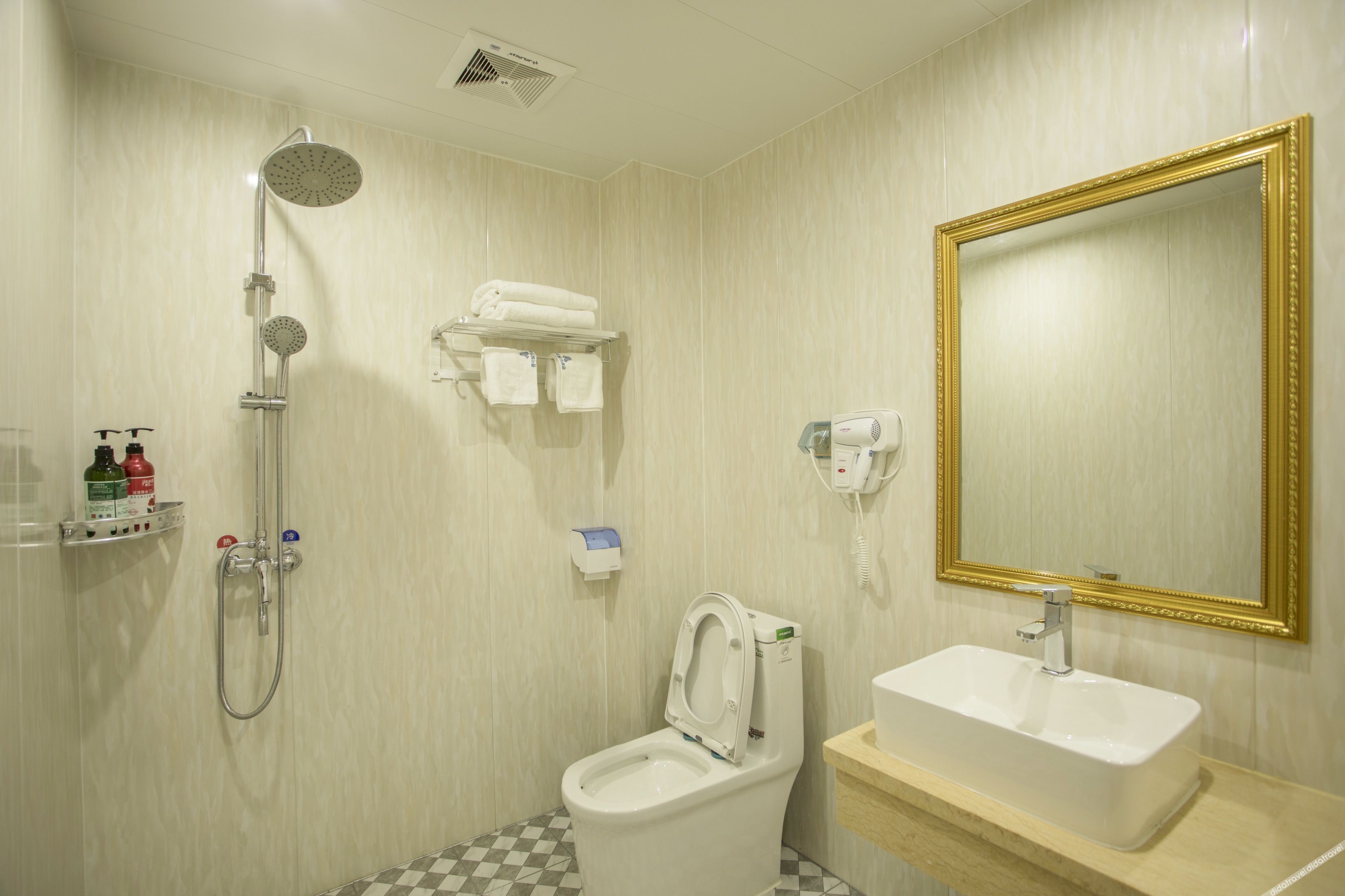 City Hotel No.1 (Zhongkai High-speed Railway Station) 2*