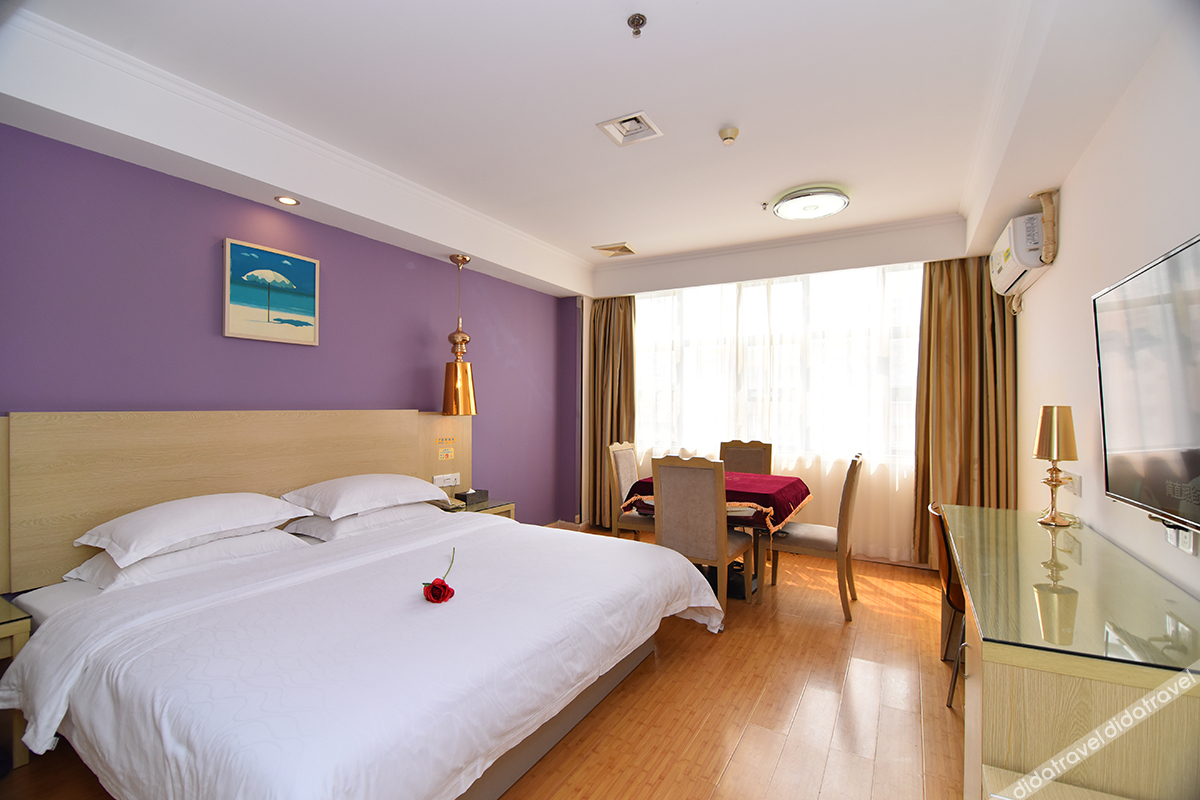 No.8 Season Hotel (Shenzhen Dongmen Hubei Subway Station Branch) 2*