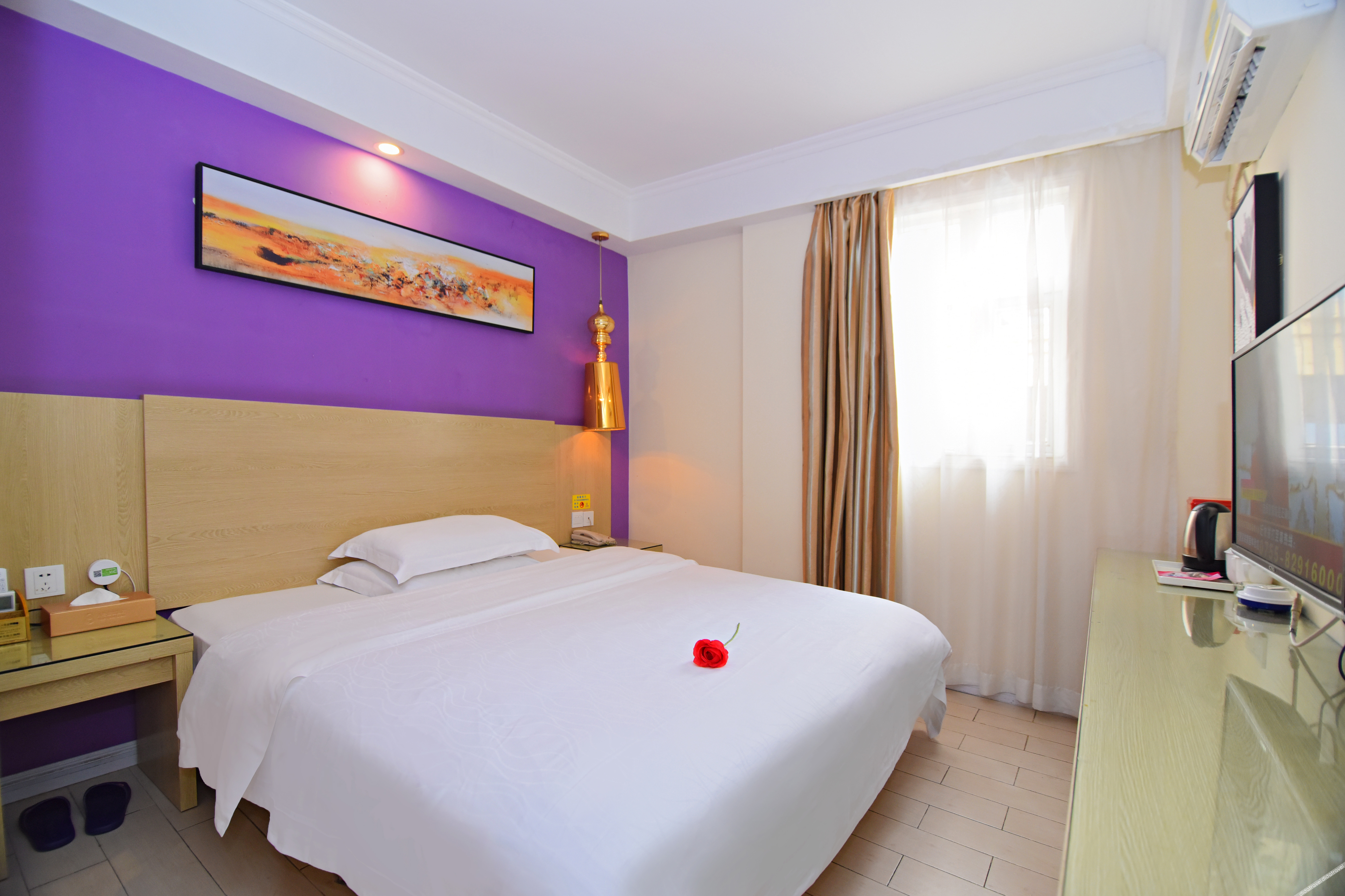 No.8 Season Hotel (Shenzhen Dongmen Hubei Subway Station Branch) 2*