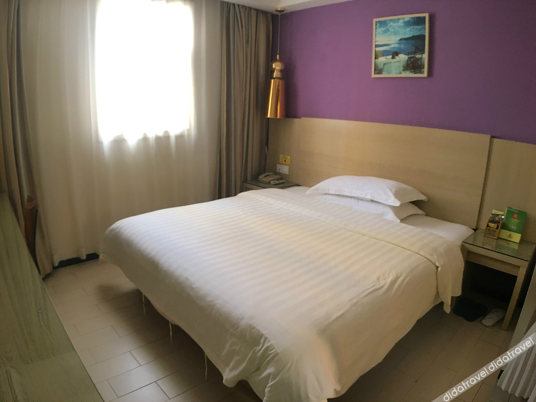 No.8 Season Hotel (Shenzhen Dongmen Hubei Subway Station Branch) 2*