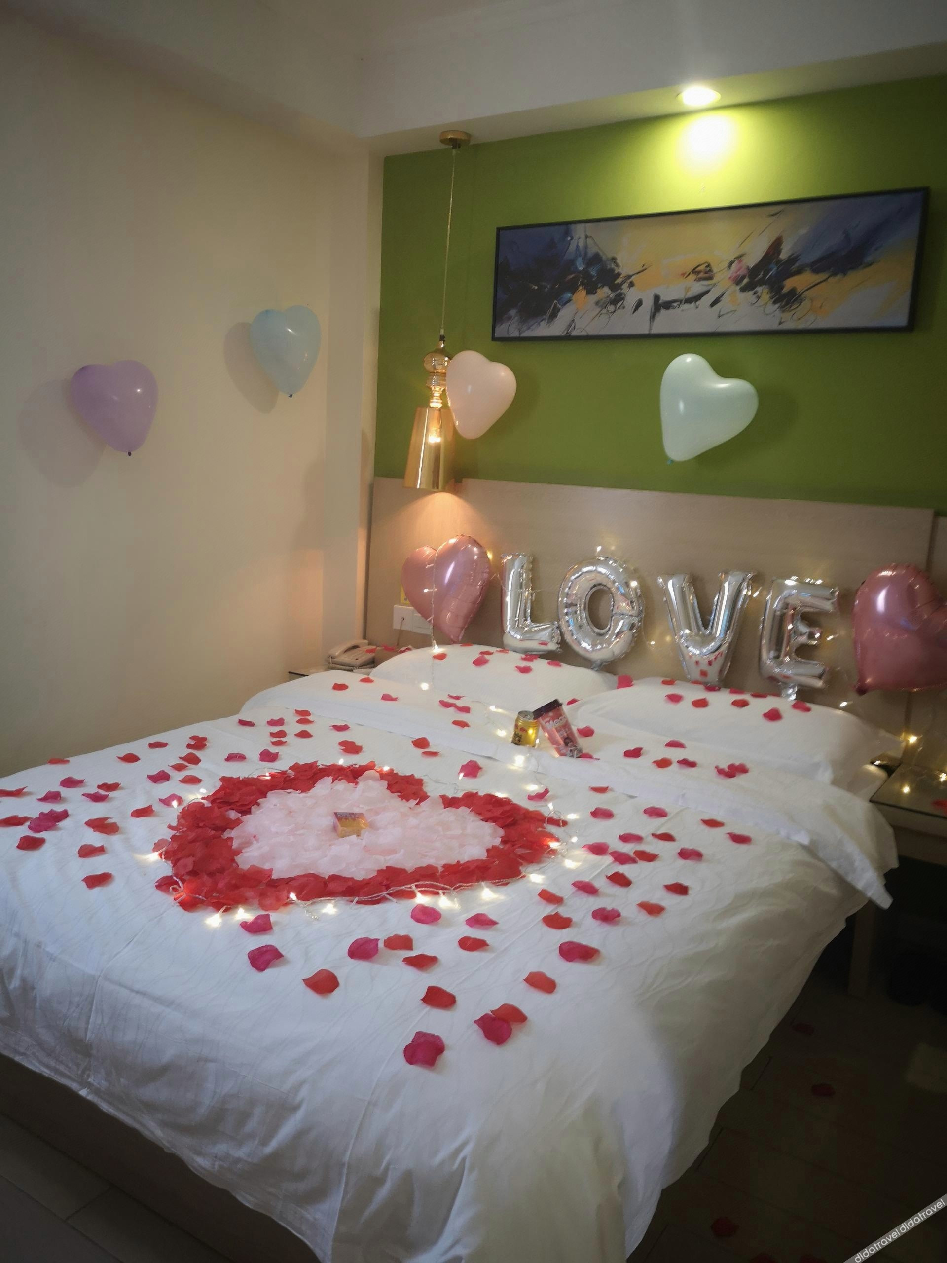 No.8 Season Hotel (Shenzhen Dongmen Hubei Subway Station Branch) 2*