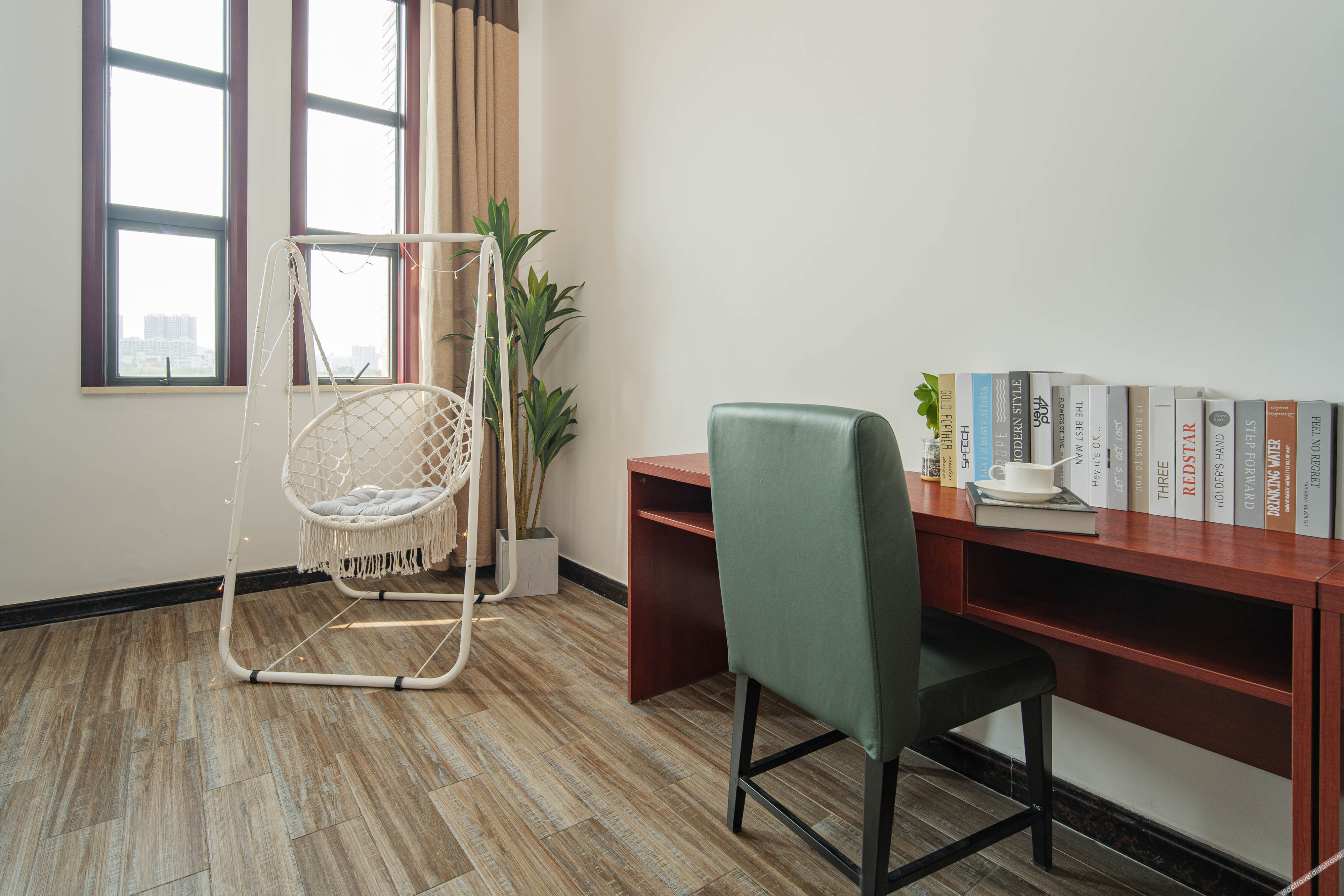 Cloth Book Collection Hotel (Xiamen North Railway Station Old Yard Scenic Area) 3*