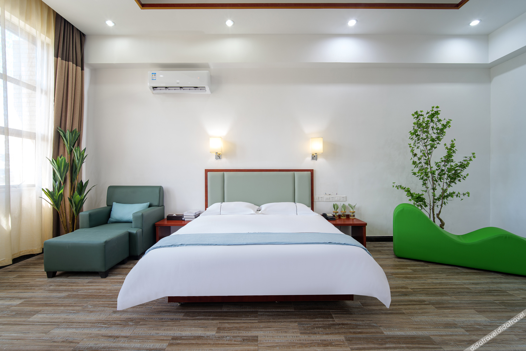 Cloth Book Collection Hotel (Xiamen North Railway Station Old Yard Scenic Area) 3*