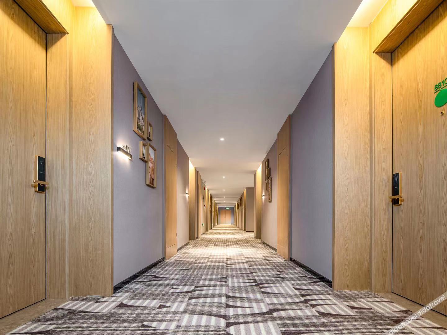 Campanile Hotel (Shenzhen Guanlan Golf Store) 3*