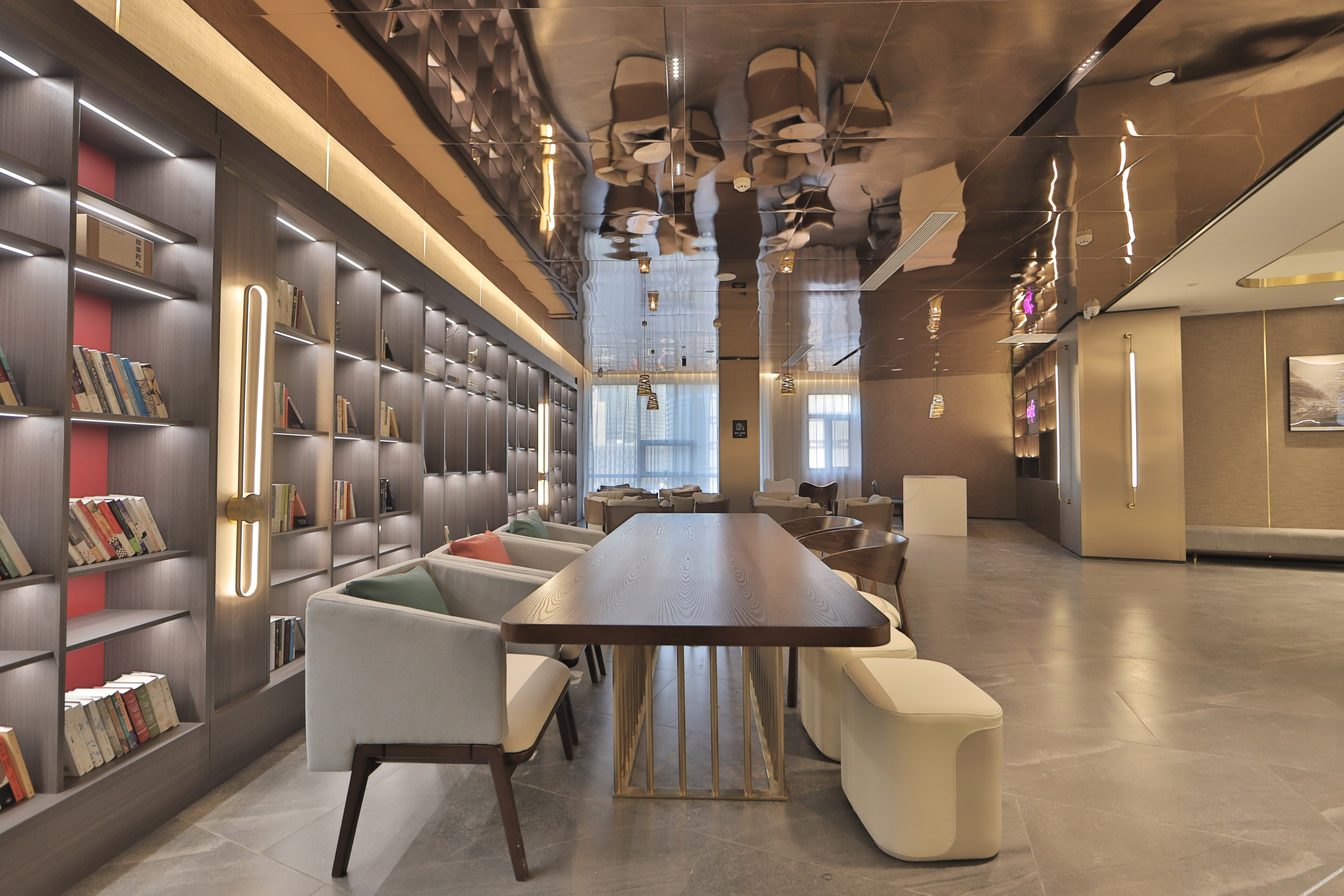 Changchun South Station Square Atour X Hotel 4*