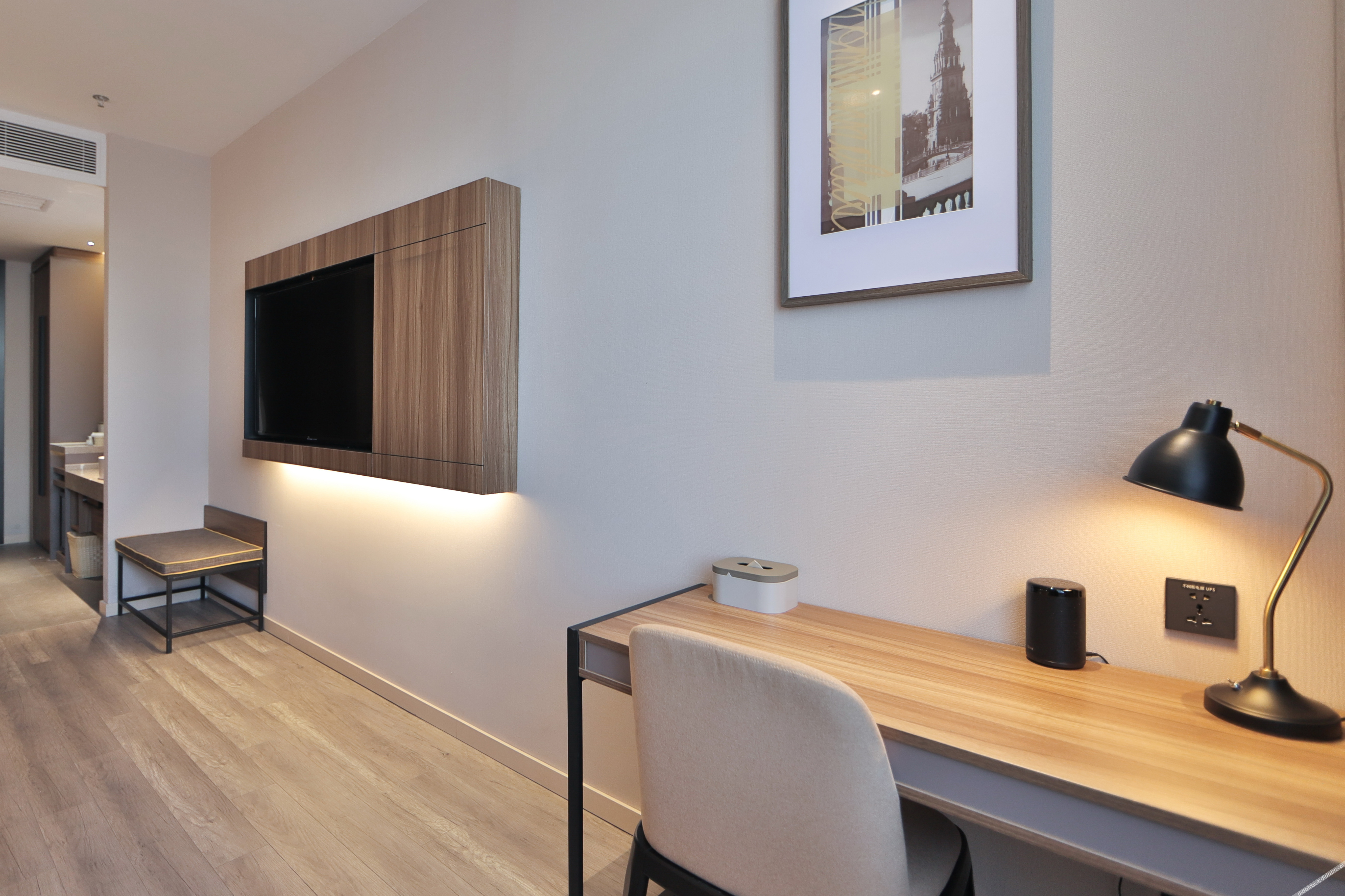 Changchun South Station Square Atour X Hotel 4*