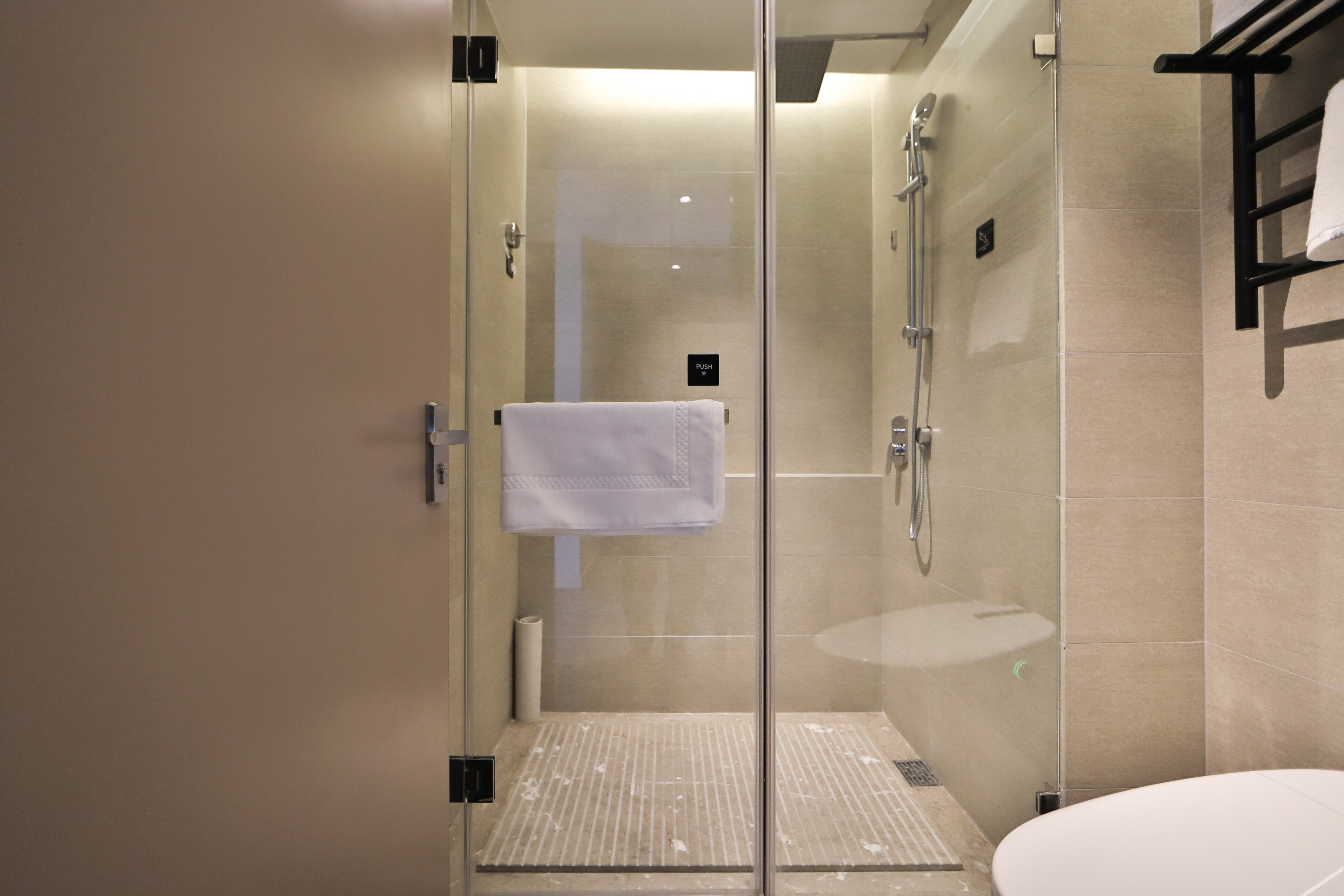 Changchun South Station Square Atour X Hotel 4*
