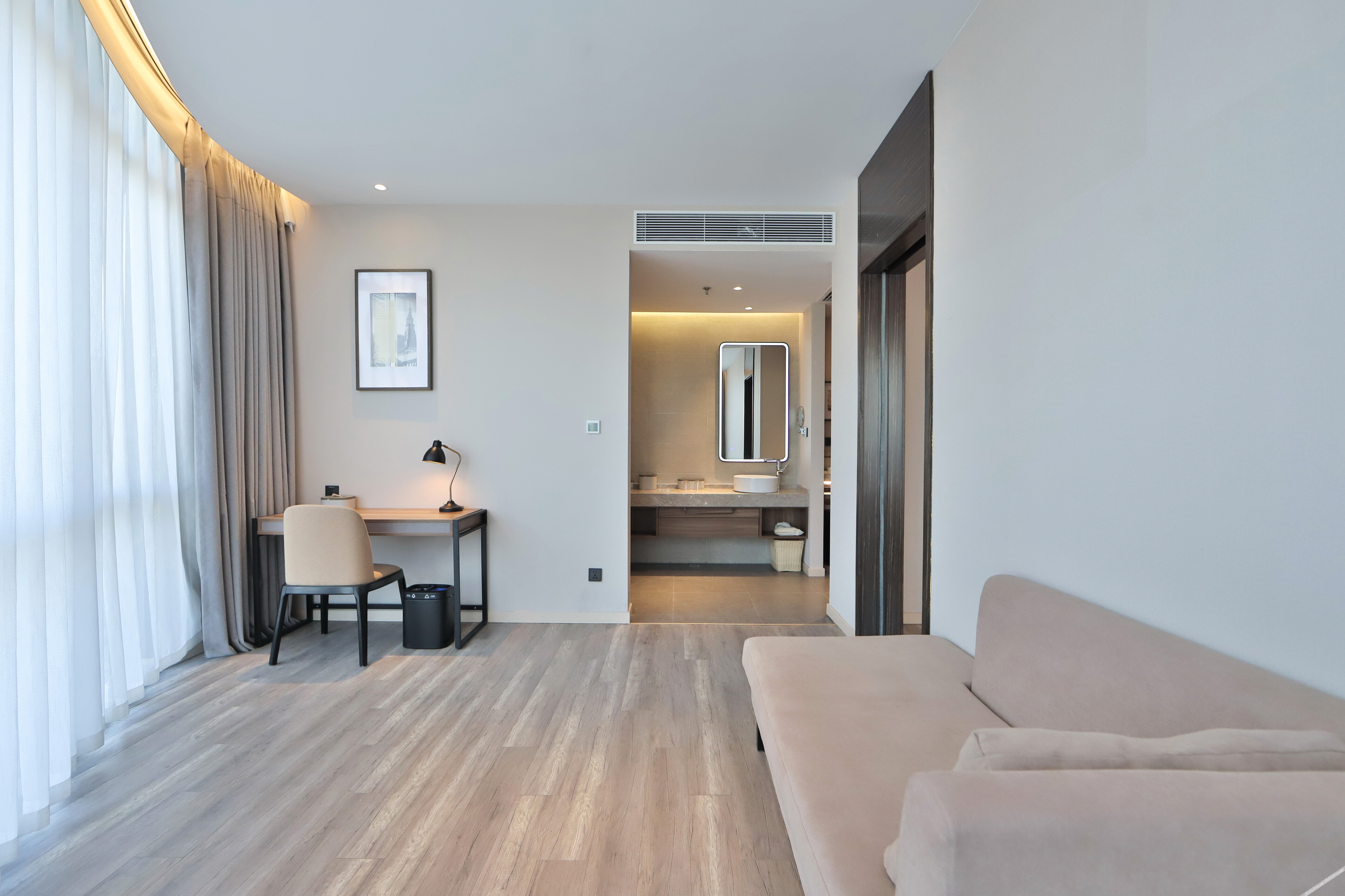 Changchun South Station Square Atour X Hotel 4*