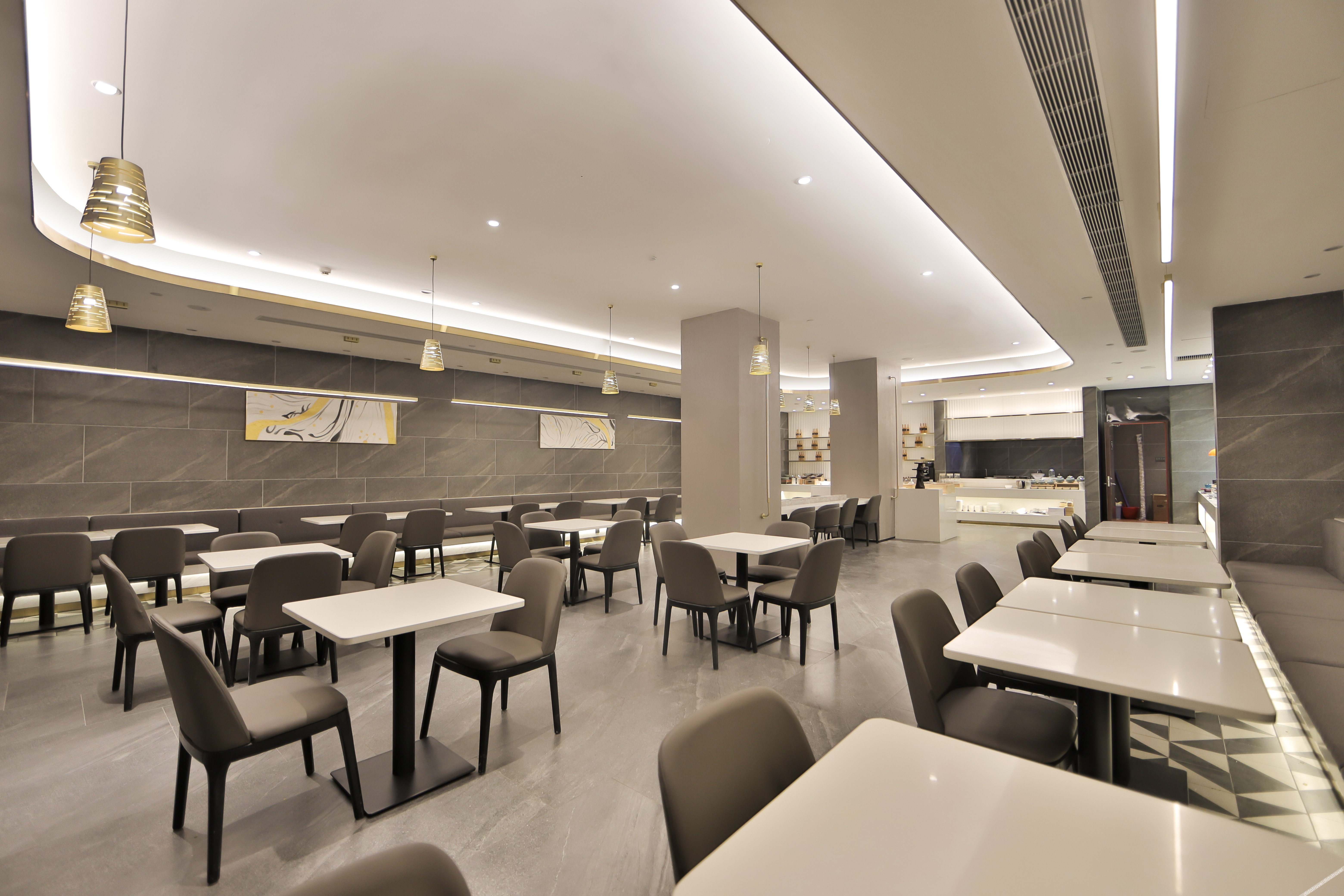 Changchun South Station Square Atour X Hotel 4*