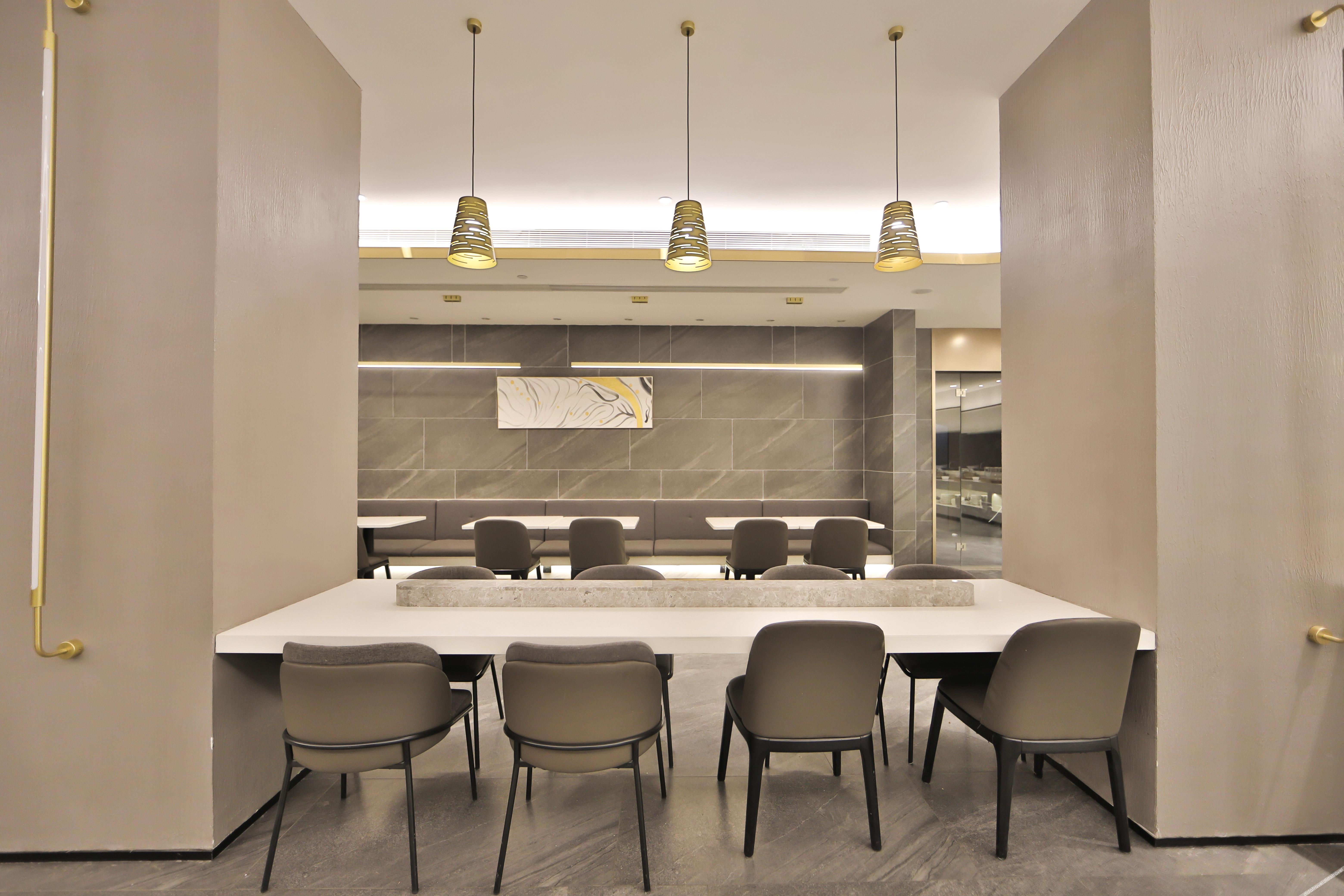 Changchun South Station Square Atour X Hotel 4*
