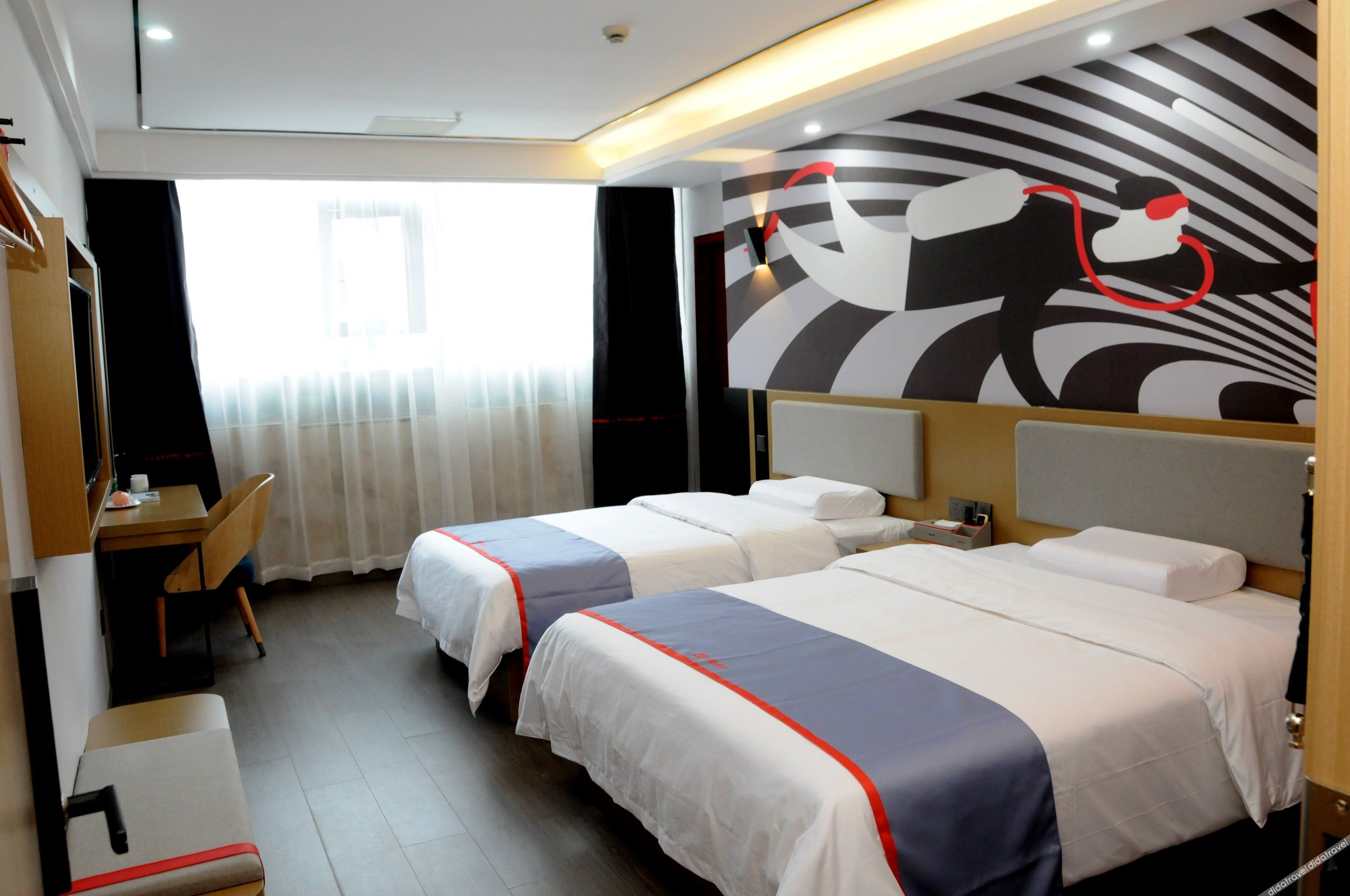 Junyi Chain Hotel (Nanjiang Peoples Hospital) 0*